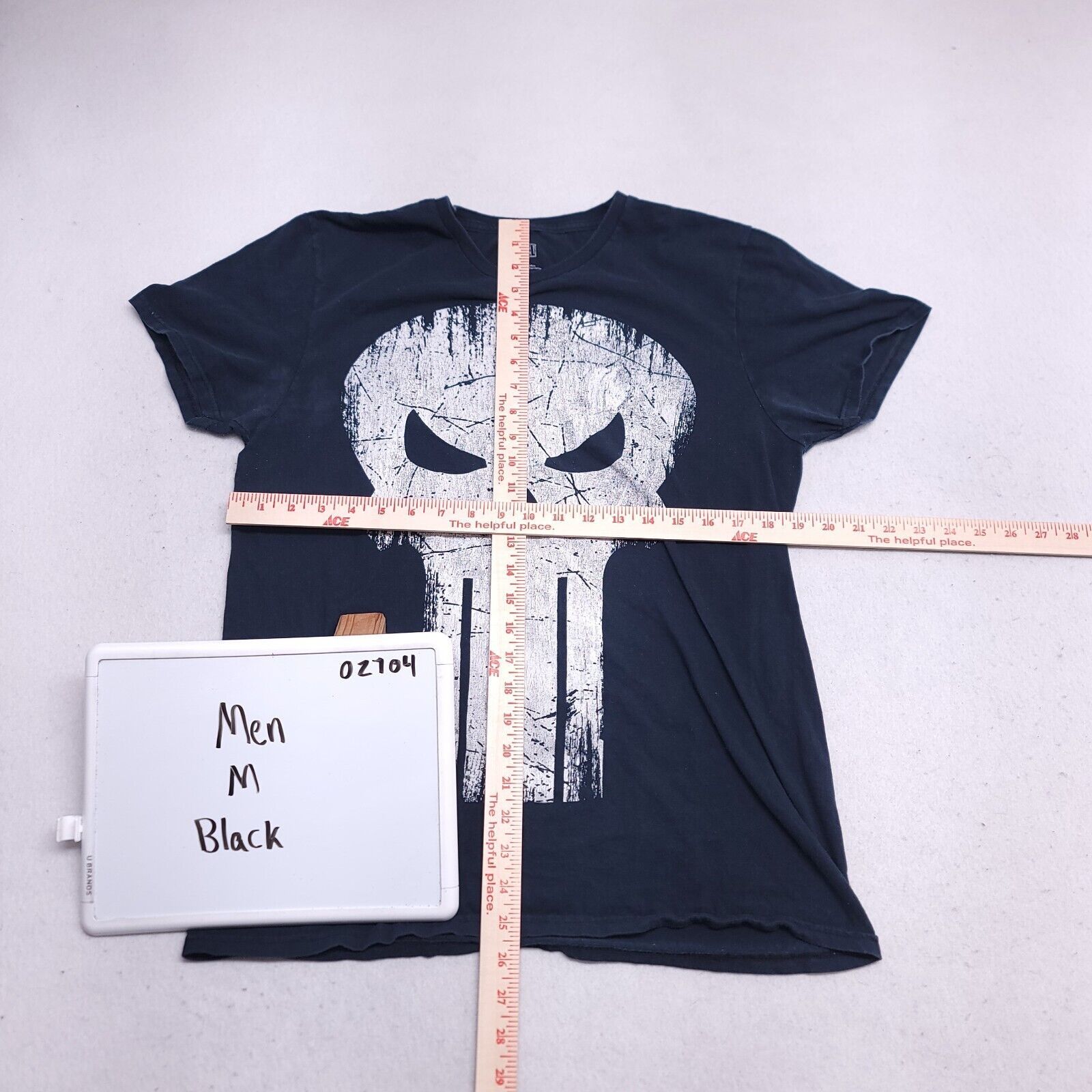 Marvel Comics Marvel Punisher Pullover Graphic Shirt Mens Size M Black Size US M / EU 48-50 / 2 - 7 Thumbnail