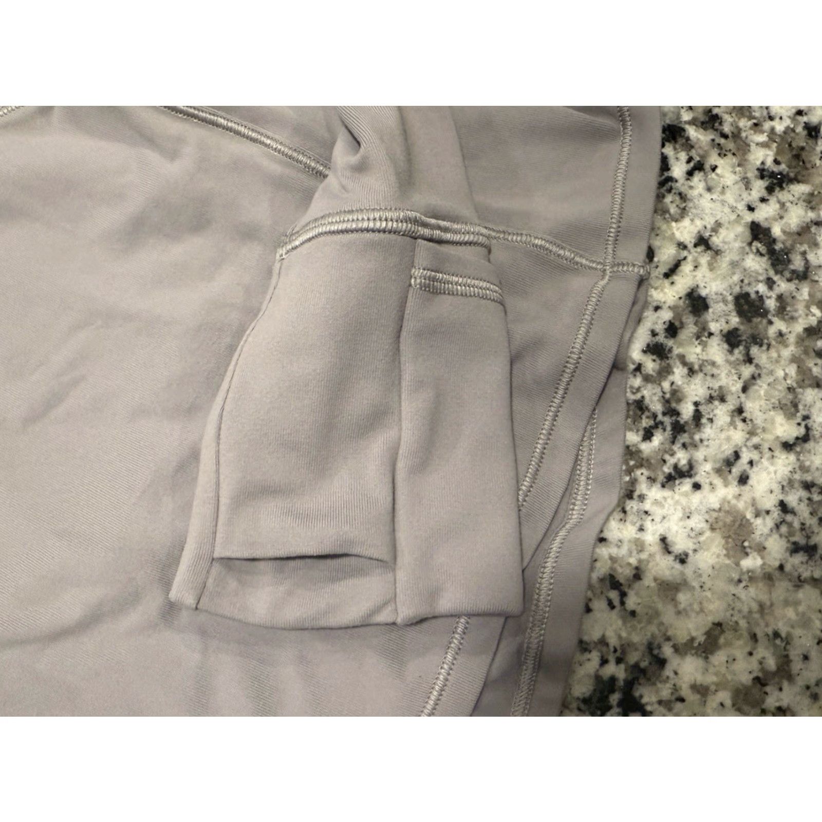 Lululemon LULULEMON Rulu Reflective Running Long Sleeve Shirt Gull Gray Women’s XXS Moisture Wicking Quick Dry Stretch Size XXS / US 00 / IT 34 - 4 Thumbnail