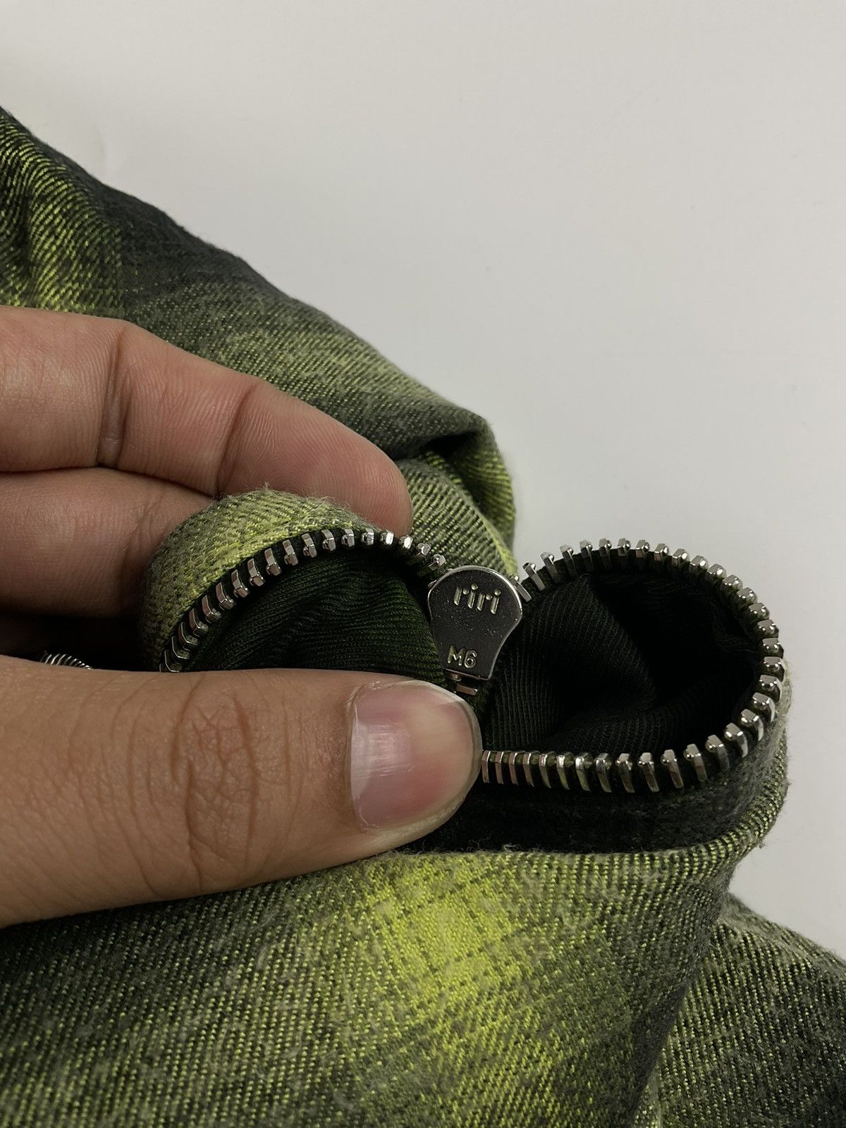 Amiri Amiri S/S'19 Raw Hem Flannel Waist Wrap Shirt Size US M / EU 48-50 / 2 - 9 Thumbnail