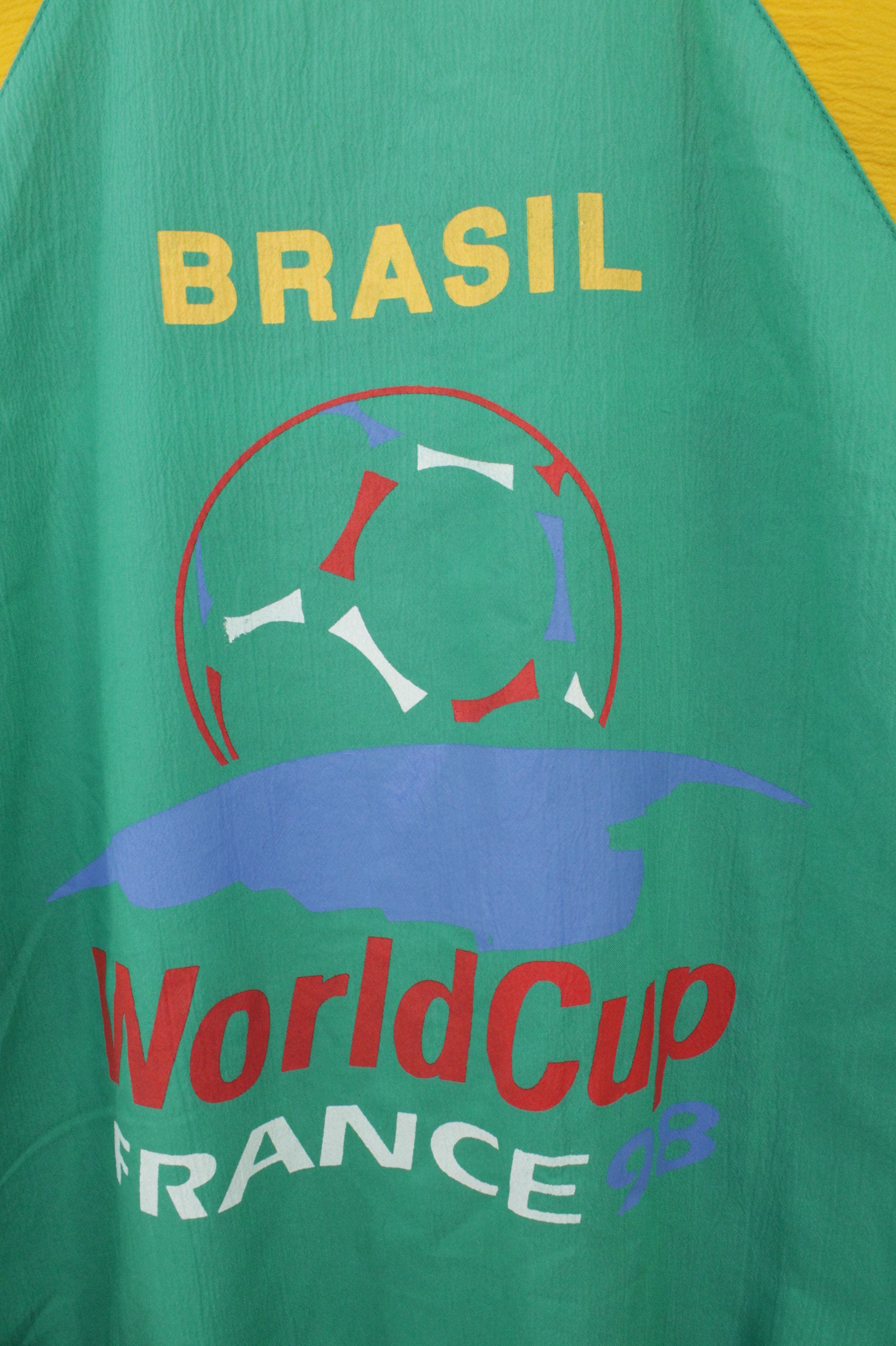 Vintage Vintage Brazil Football Team World Cup 1998 France Tracksuit Size US XL / EU 56 / 4 - 11 Thumbnail