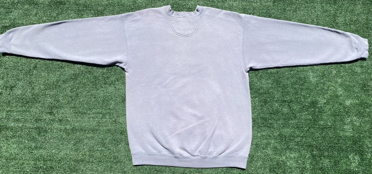 Levi's Vintage 80’s Levis Embroidered Lavender Sweatshirt Men’s Lrg Size US L / EU 52-54 / 3 - 7 Thumbnail