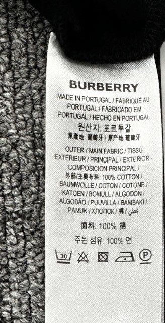 Burberry Burberry / Black Polo Shirt with Neck Logo Print K12 Size US S / EU 44-46 / 1 - 6 Thumbnail