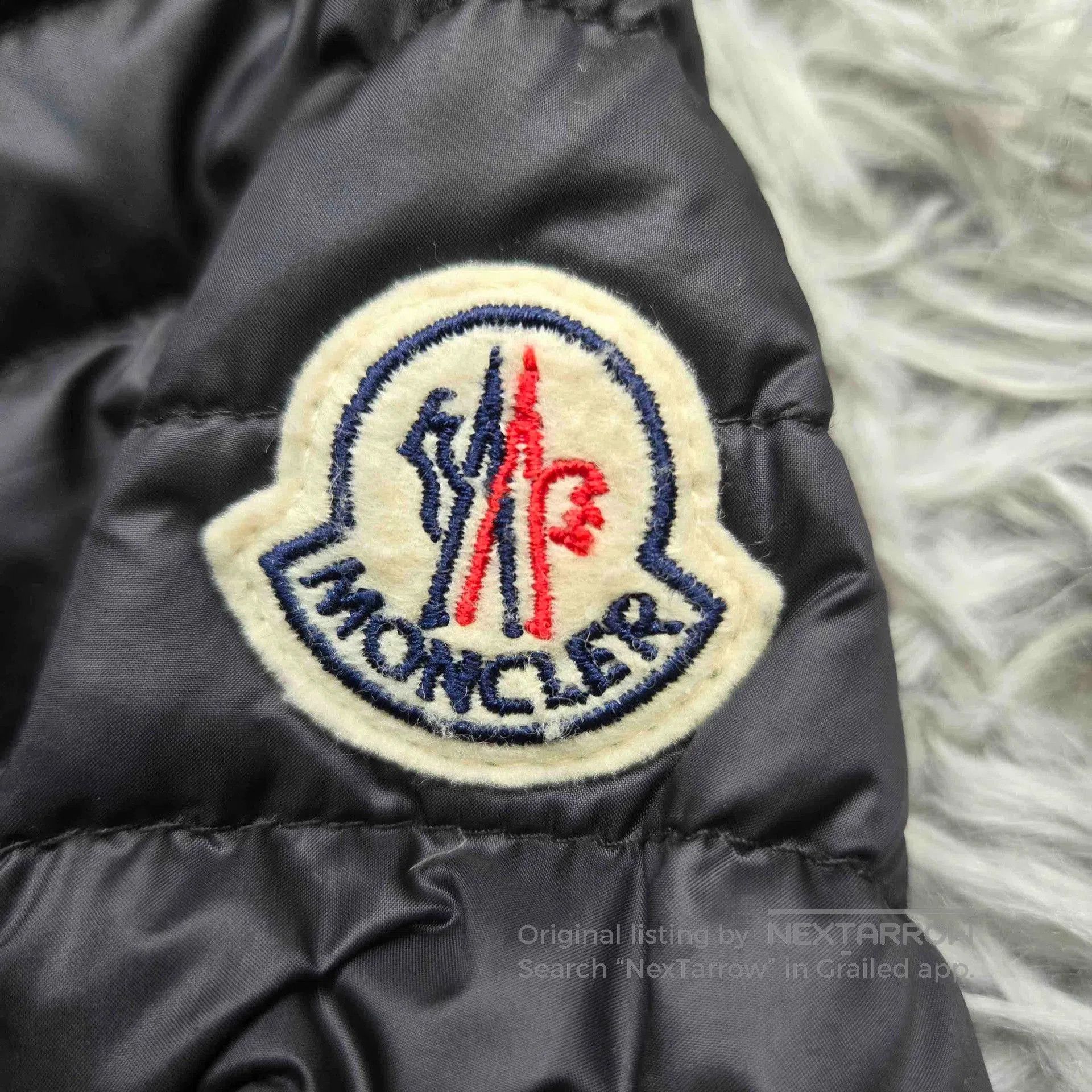 Moncler moncler lightweight down jacket with zip closure. Size US M / EU 48-50 / 2 - 3 Thumbnail