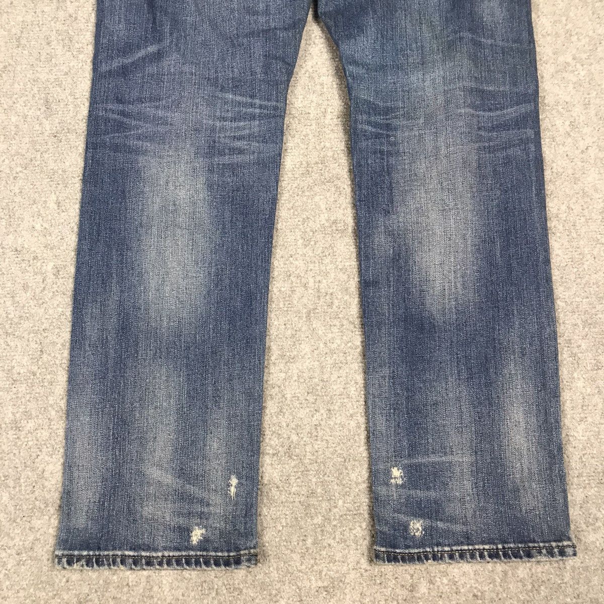 Japanese Brand × Jun Takahashi × Uniqlo Denim distressed Uniqlo design japan pants Size US 32 / EU 48 - 10 Thumbnail