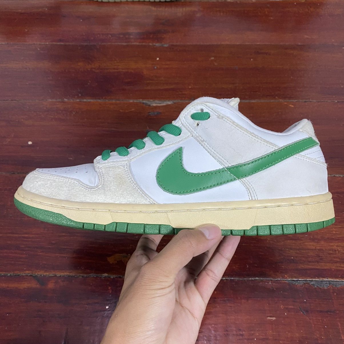 Nike SB Dunk Low White Classic Green 2004 Size US 8 / EU 41 - 5 Thumbnail