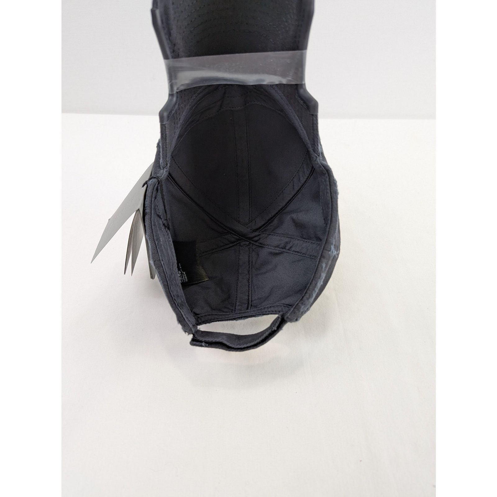 Balenciaga o1rshd1 Size: S / Men's Backwards Hat / Cap in Black Size ONE SIZE - 7 Thumbnail