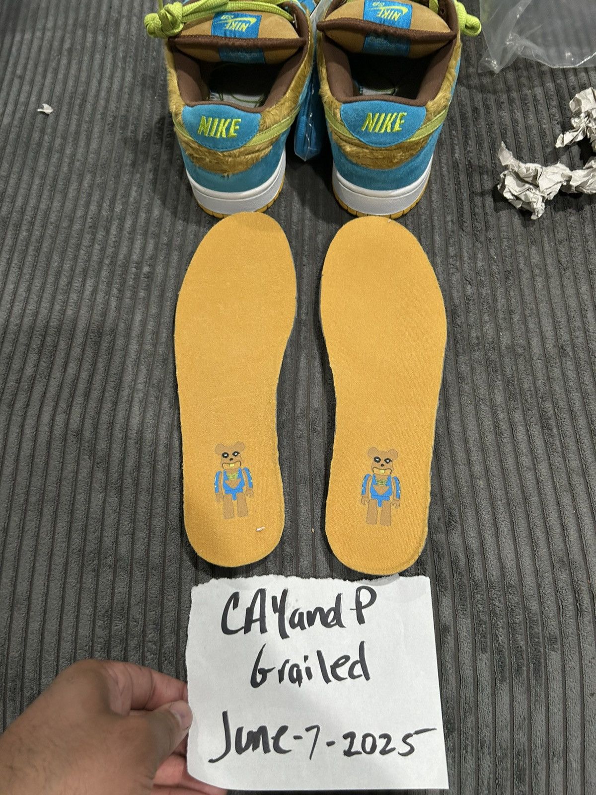 Vintage NIKE SB BABY BEAR Size US 11 / EU 44 - 13 Thumbnail