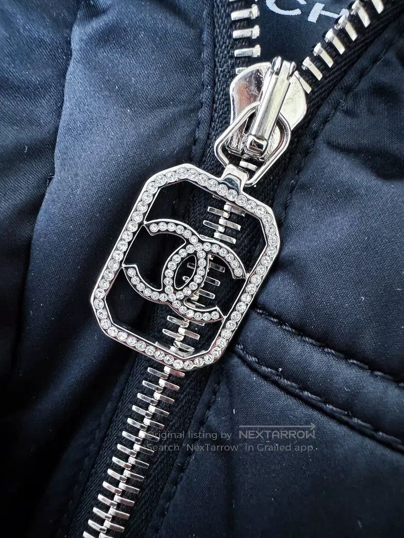 Chanel Chanel 23N dark blue colour-blocked fur collar long down c Size XS / US 0-2 / IT 36-38 - 3 Thumbnail