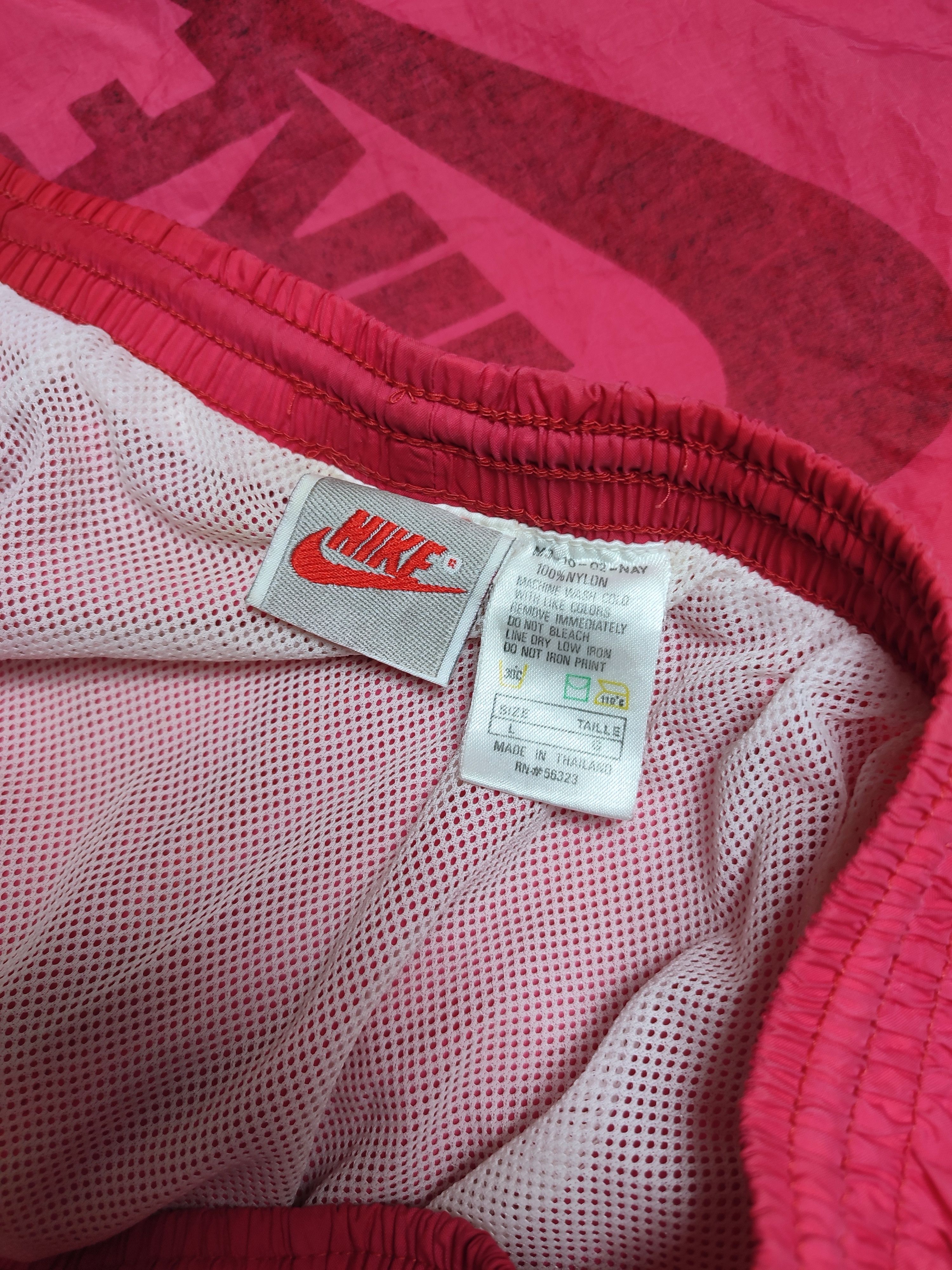 Nike 🔥Vintage Nike Nylon Pink shorts Size US 34 / EU 50 - 5 Thumbnail