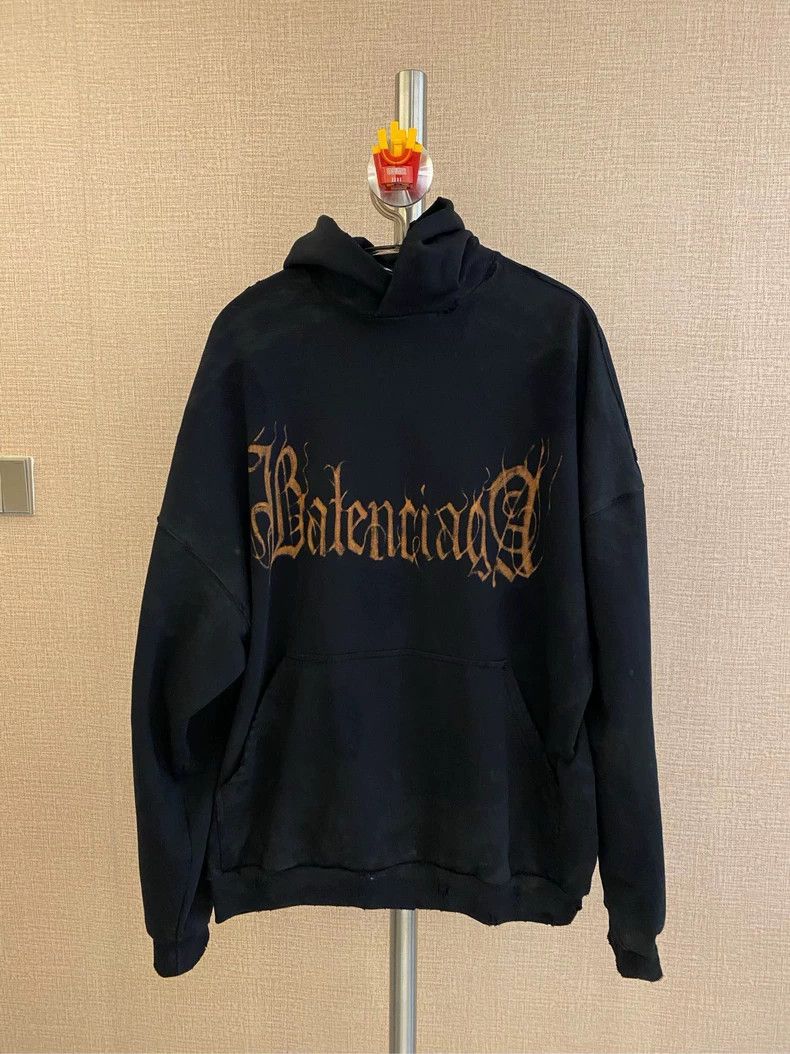 Balenciaga Balenciaga Do Old Sanskrit Graffiti Mud Dye Destruction Ho Size US L / EU 52-54 / 3 - 2 Thumbnail