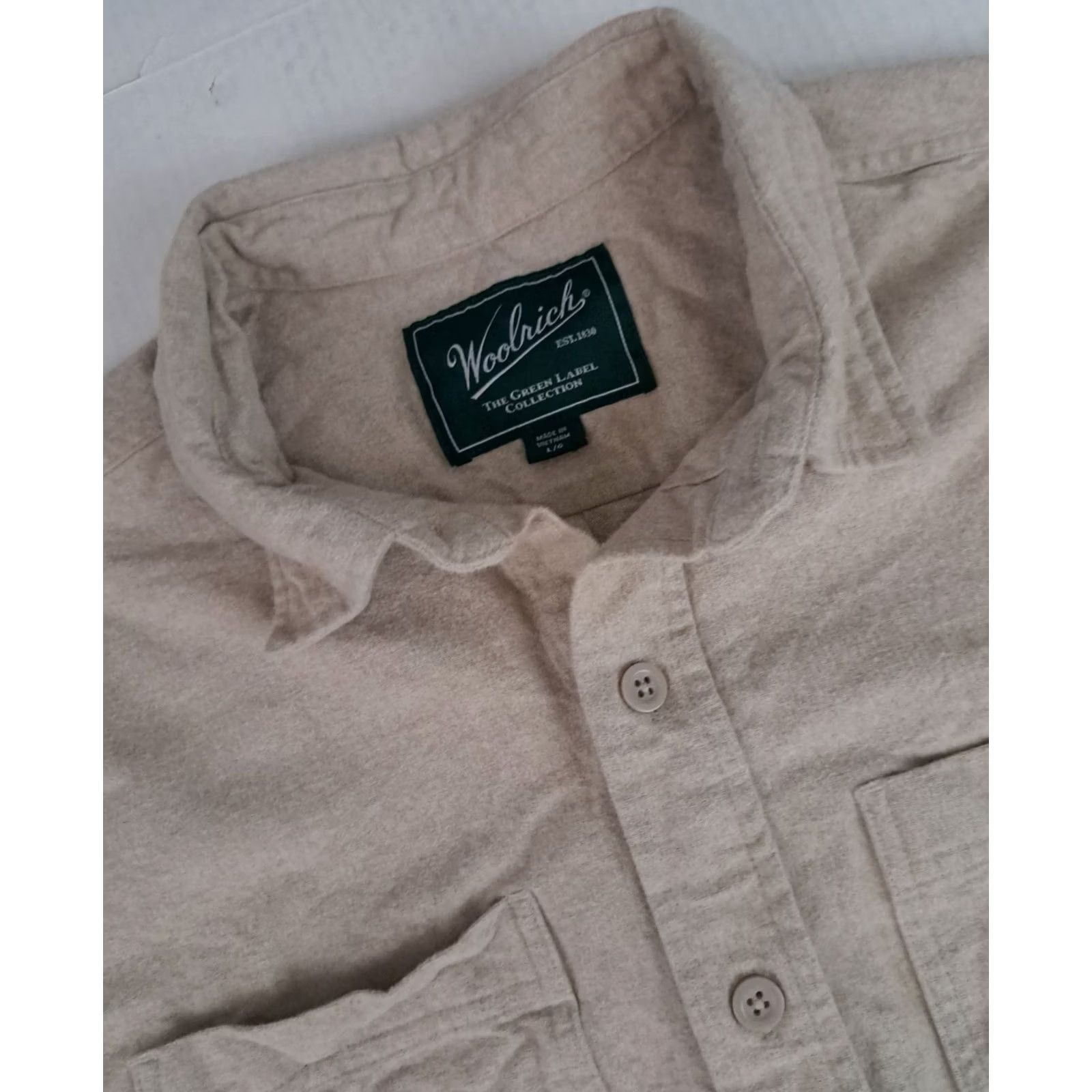 Vintage VINTAGE Woolrich Shirt L Beige Green Label Full Button Cotton size Size US L / EU 52-54 / 3 - 2 Thumbnail