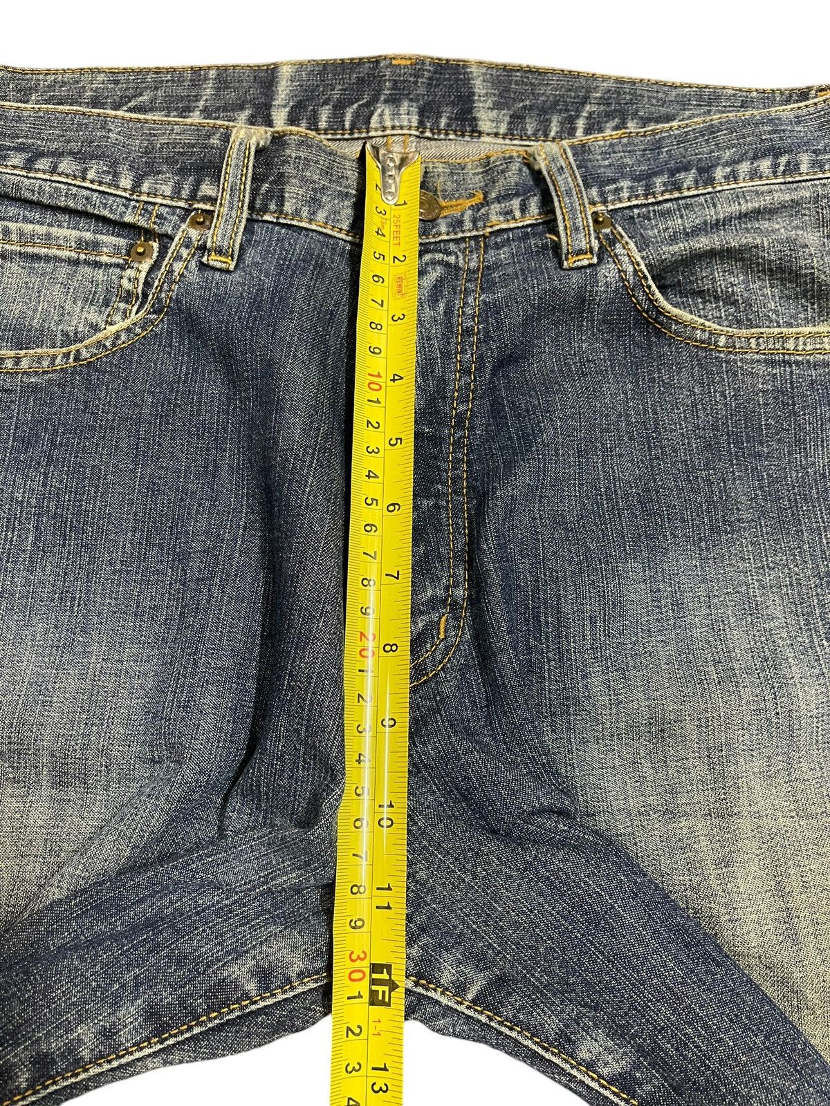 Uniqlo Vintage Japanese Uniqlo Blue Faded Wash Baggy Jeans Size US 33 - 15 Thumbnail