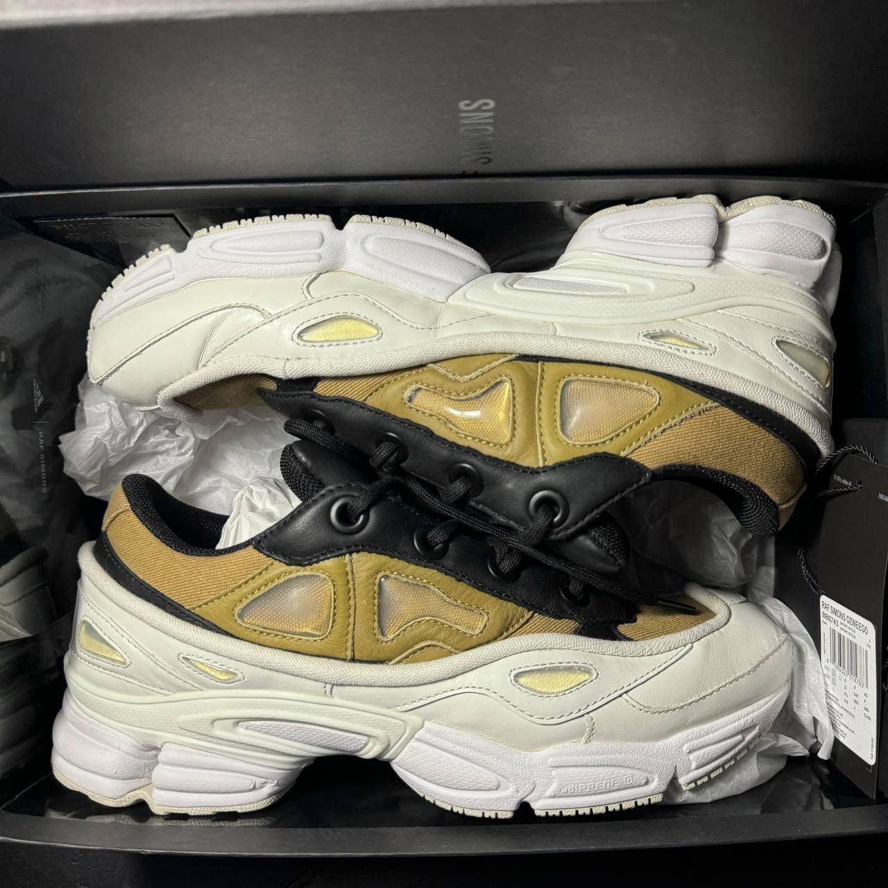 Adidas × Raf Simons 8,5us sneakers Adidas Raf Simons Ozweego Cream White Khaki Size US 8.5 / EU 41-42 - 8 Thumbnail