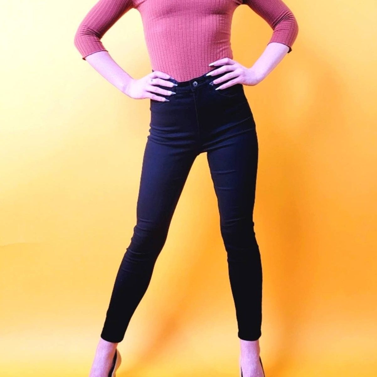 H&M H&M Black High-Waisted Skinny Jeans - 6 Size 29" - 1 Thumbnail