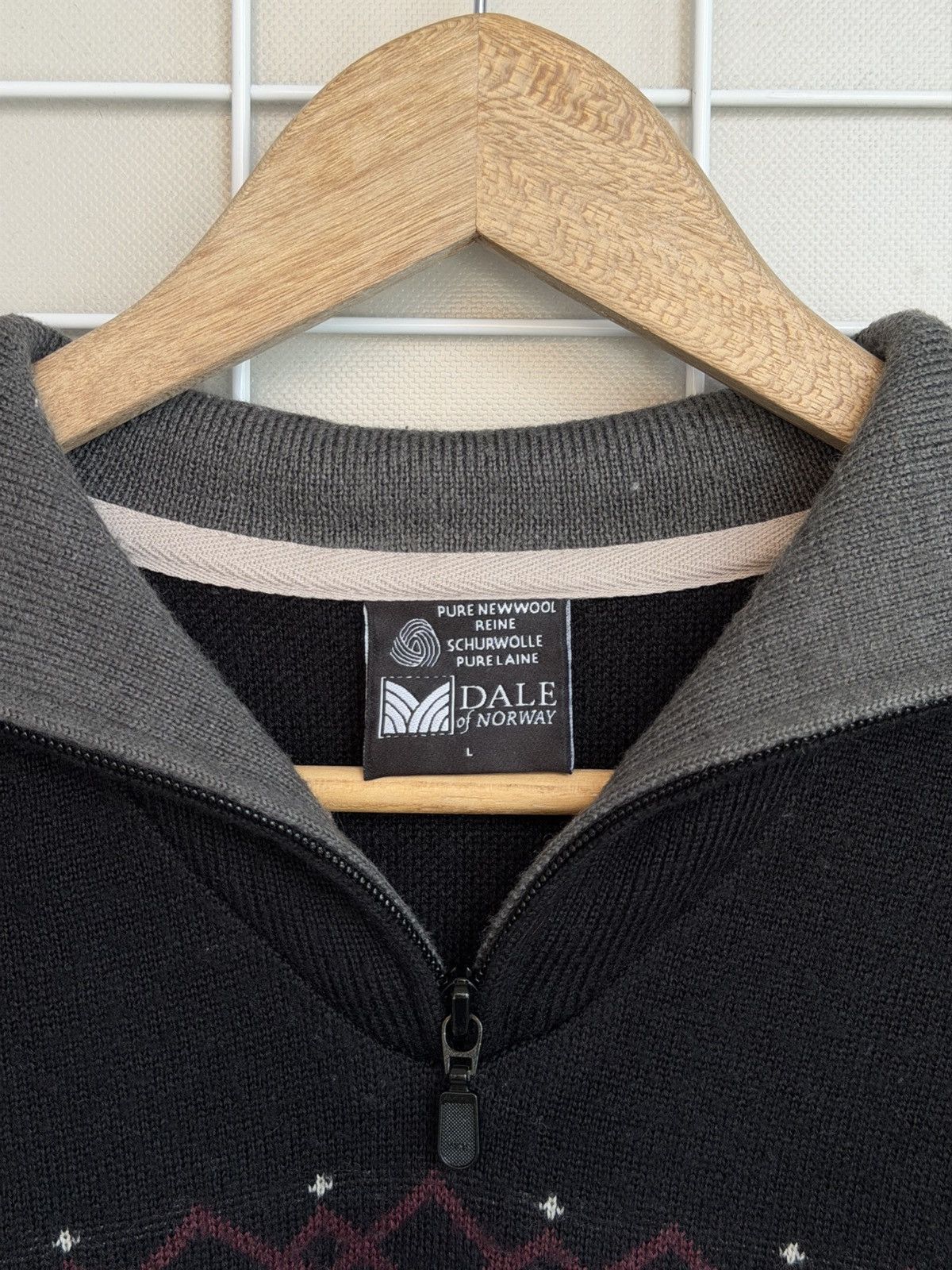 Dale Of Norway Dale of Norway Half Zip Wool Sweater Mens Size L Vintage Size US L / EU 52-54 / 3 - 8 Thumbnail