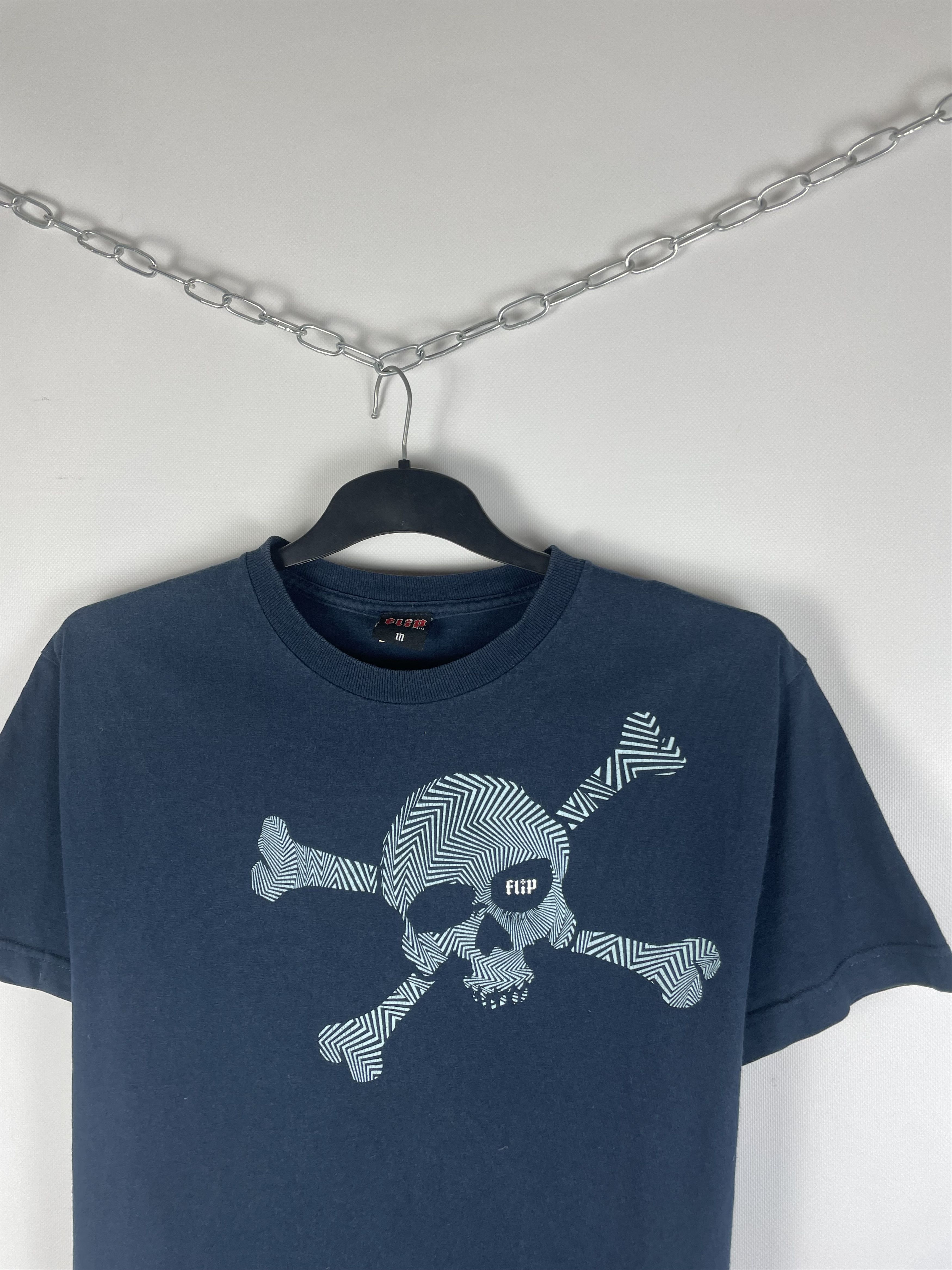 Flip Skateboards VINTAGE 90’s FLIP SKATEBOARDS TRASHED TEE Y2K HOOK-UPS Size US M / EU 48-50 / 2 - 3 Thumbnail
