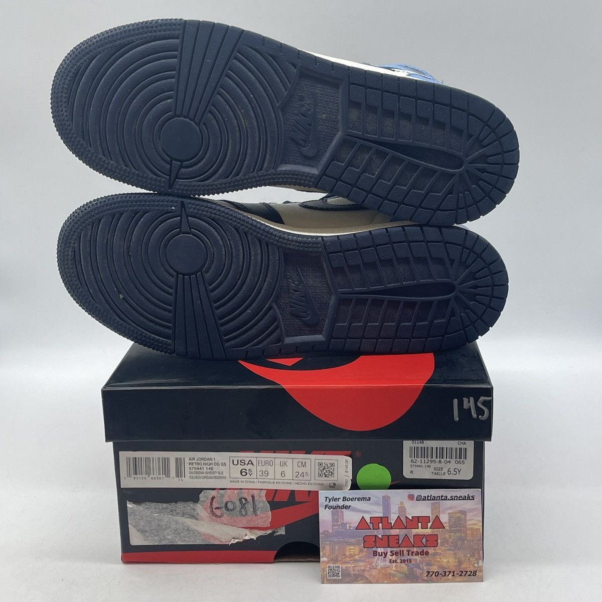 Jordan Brand Air Jordan 1 high obsidian Size US 6.5 / EU 39-40 - 7 Thumbnail