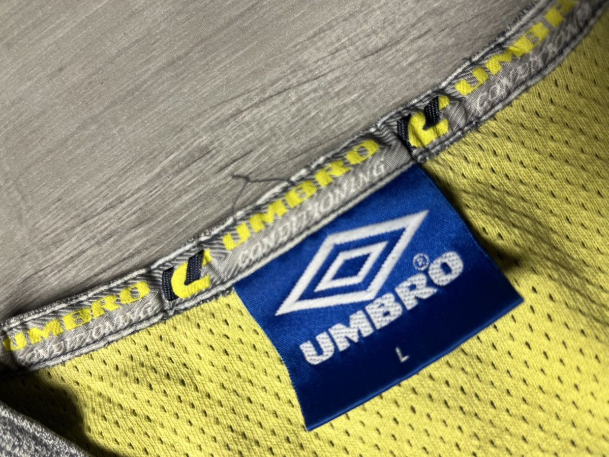 Umbro Vintage Umbro conditioning tshirt box logo size Large Size US L / EU 52-54 / 3 - 4 Thumbnail