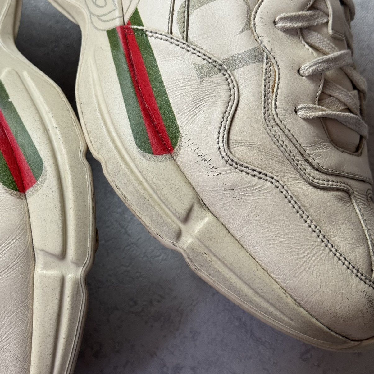Gucci Gucci Rhyton Logo Leather Sneaker Size 12.5 Size US 12.5 / EU 45-46 - 13 Thumbnail