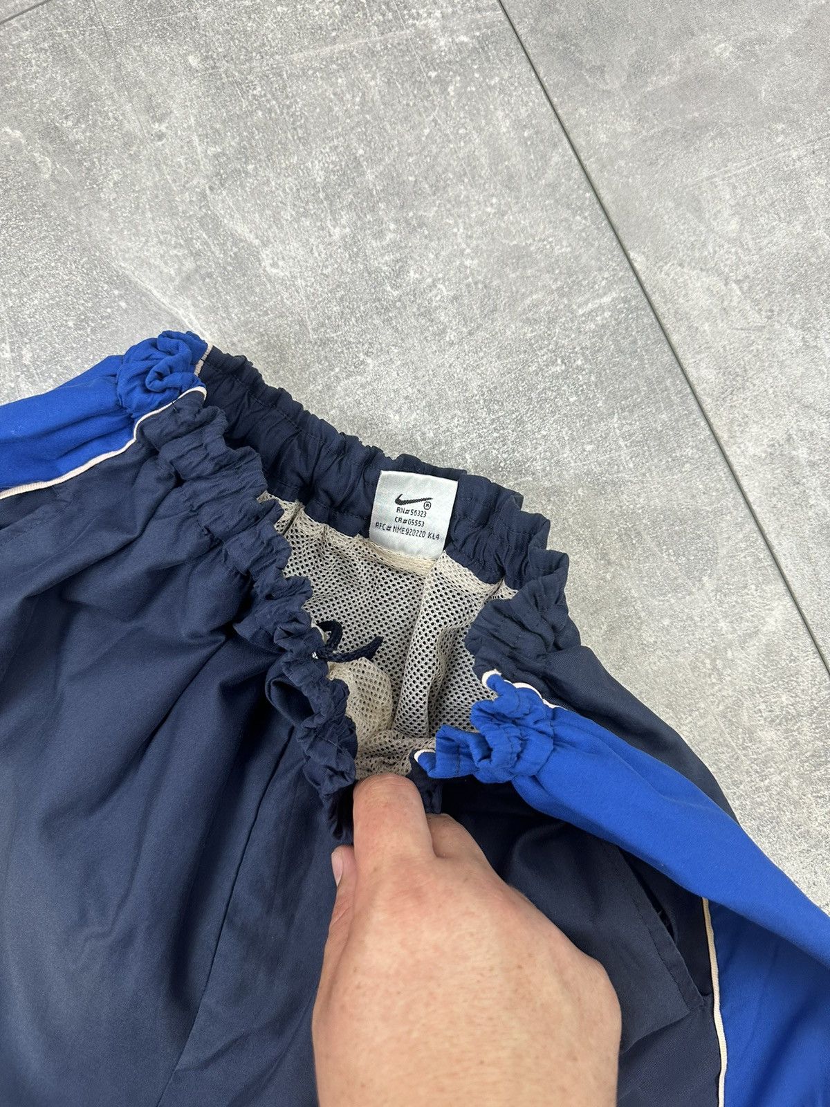 Nike Nike Vintage Y2K Shorts Small Swoosh Size US 36 / EU 52 - 6 Thumbnail