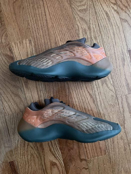 yeezy 700 v3 copper