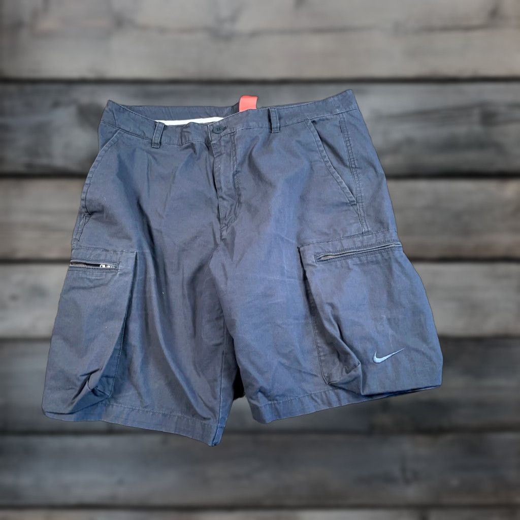 Nike Nike Men's Woven Cargo Shorts 36 x 11 Dark Gray Cotton 90s Casual Army Outdoor Size US 38 / EU 54 - 1 Thumbnail