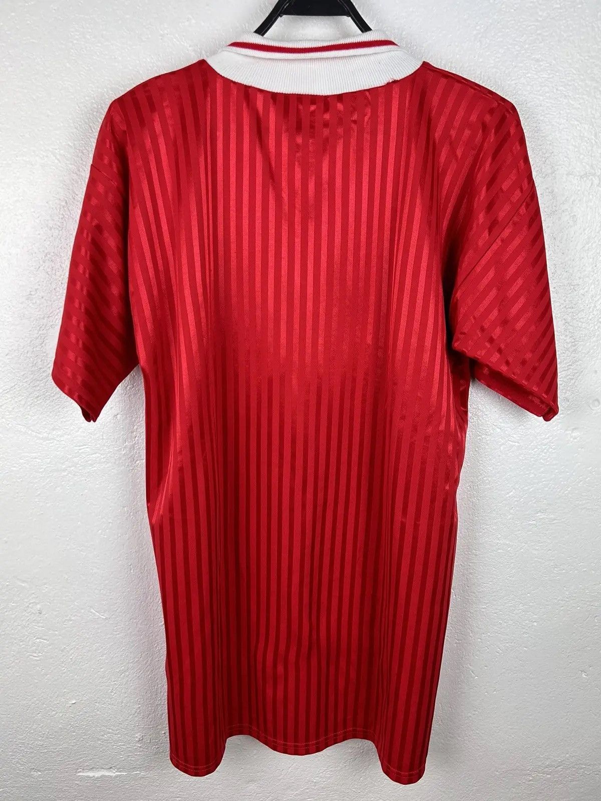 Vintage 90s Vintage Liverpool The Reds Retro Fanwear Soccer Jersey Size US L / EU 52-54 / 3 - 4 Thumbnail
