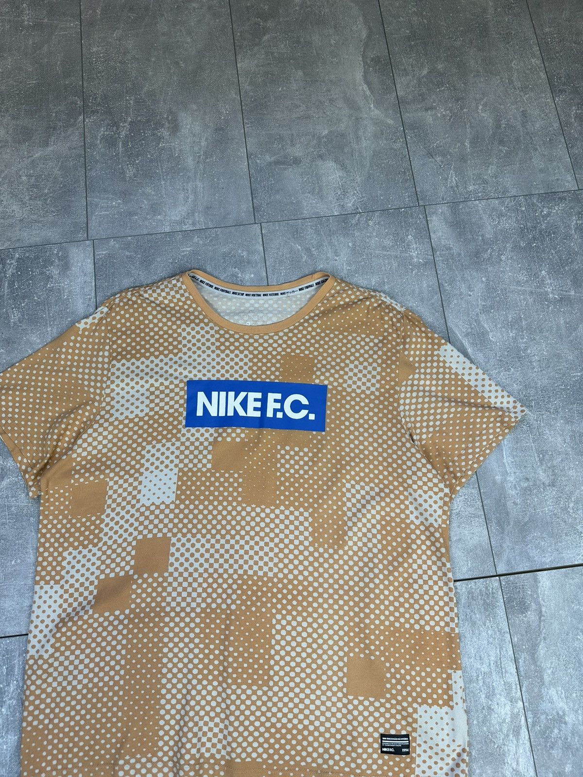Nike Men’s Nike Fc soccer tee overprint logo Size US XL / EU 56 / 4 - 3 Thumbnail