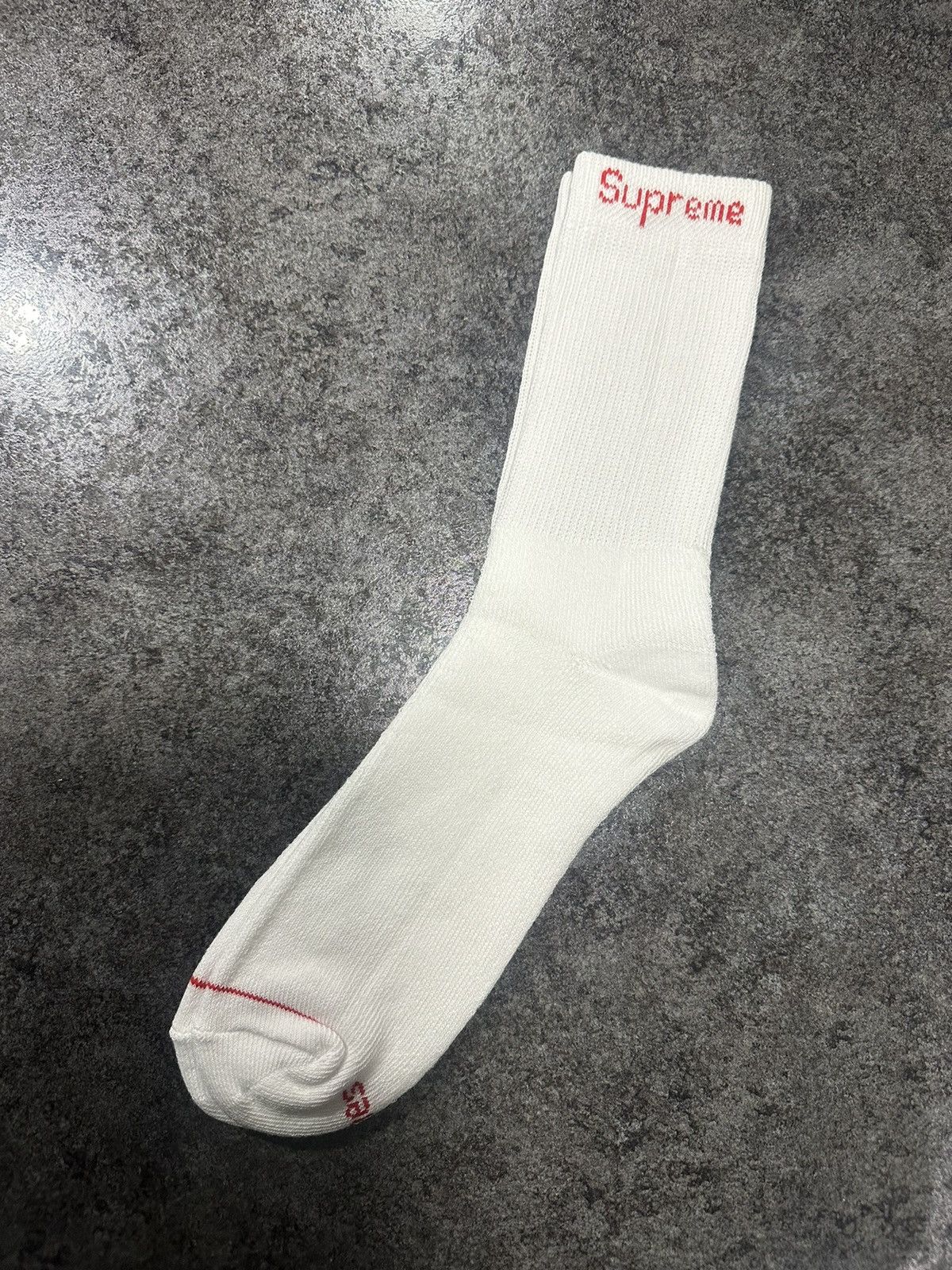 Supreme Supreme Hanes Sock OS Size ONE SIZE - 2 Thumbnail