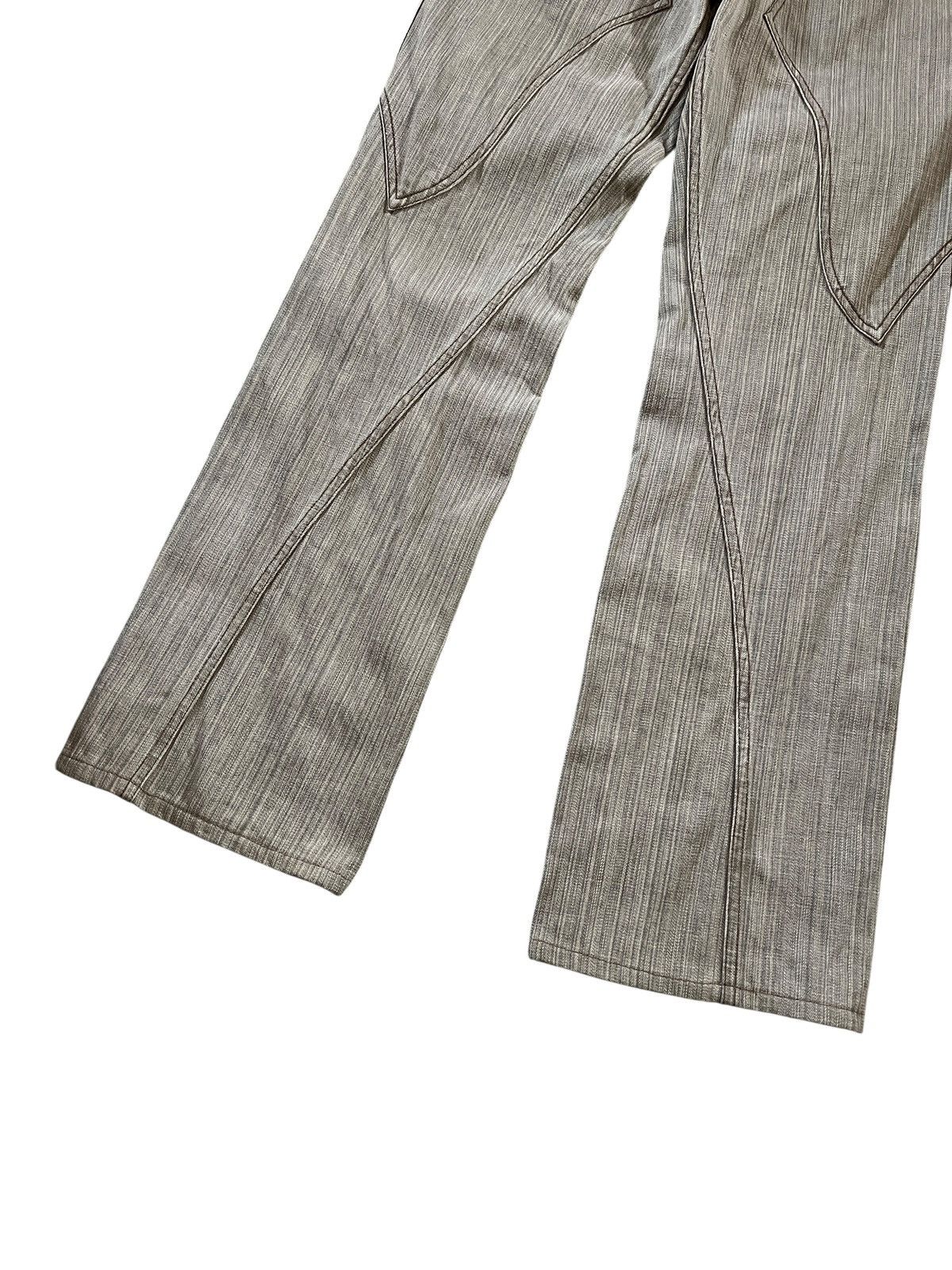 Nicole Club 2000s Nicole Club For Men Paneled Asymmetric Flare Jeans Size US 33 - 5 Thumbnail