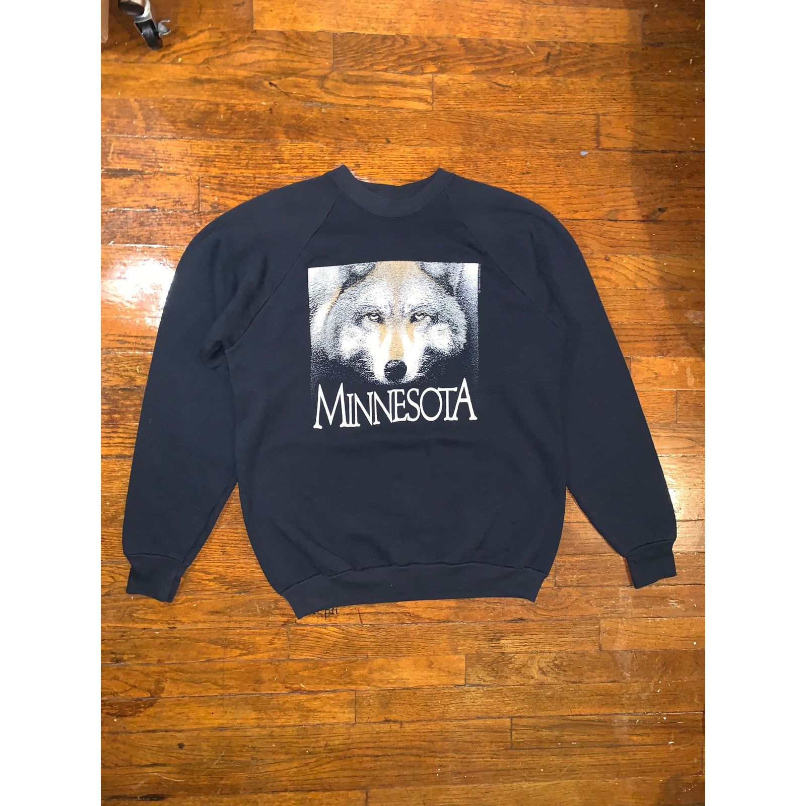 Fruit Of The Loom × Vintage Vtg Minnesota Wolf Sweatshirt XL USA Made Single Stitch 90s Size US XL / EU 56 / 4 - 1 Thumbnail