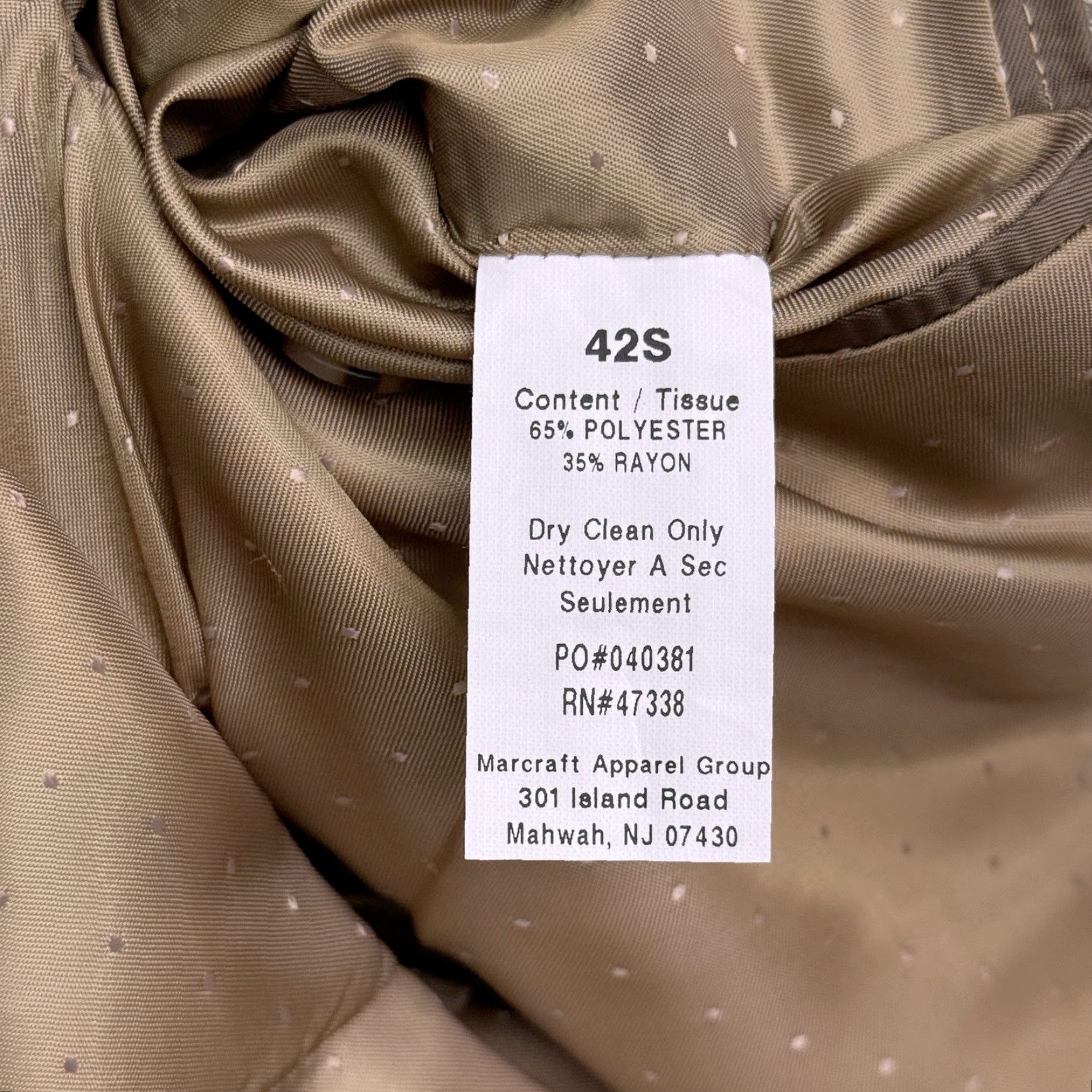Tommy Hilfiger Tommy Hilfiger Sport Coat Blazer 42 Short Plaid Gray Mens Regular - Notch Lapel, Double-Vented, Two-Button Front, Inner Pockets, Dry Clean, New Size US 42 / EU 58 - 6 Thumbnail