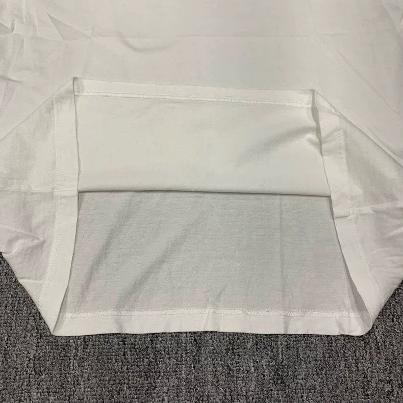 Louis Vuitton Louis Vuitton White embroidered small logo short sleeve Size US L / EU 52-54 / 3 - 8 Thumbnail