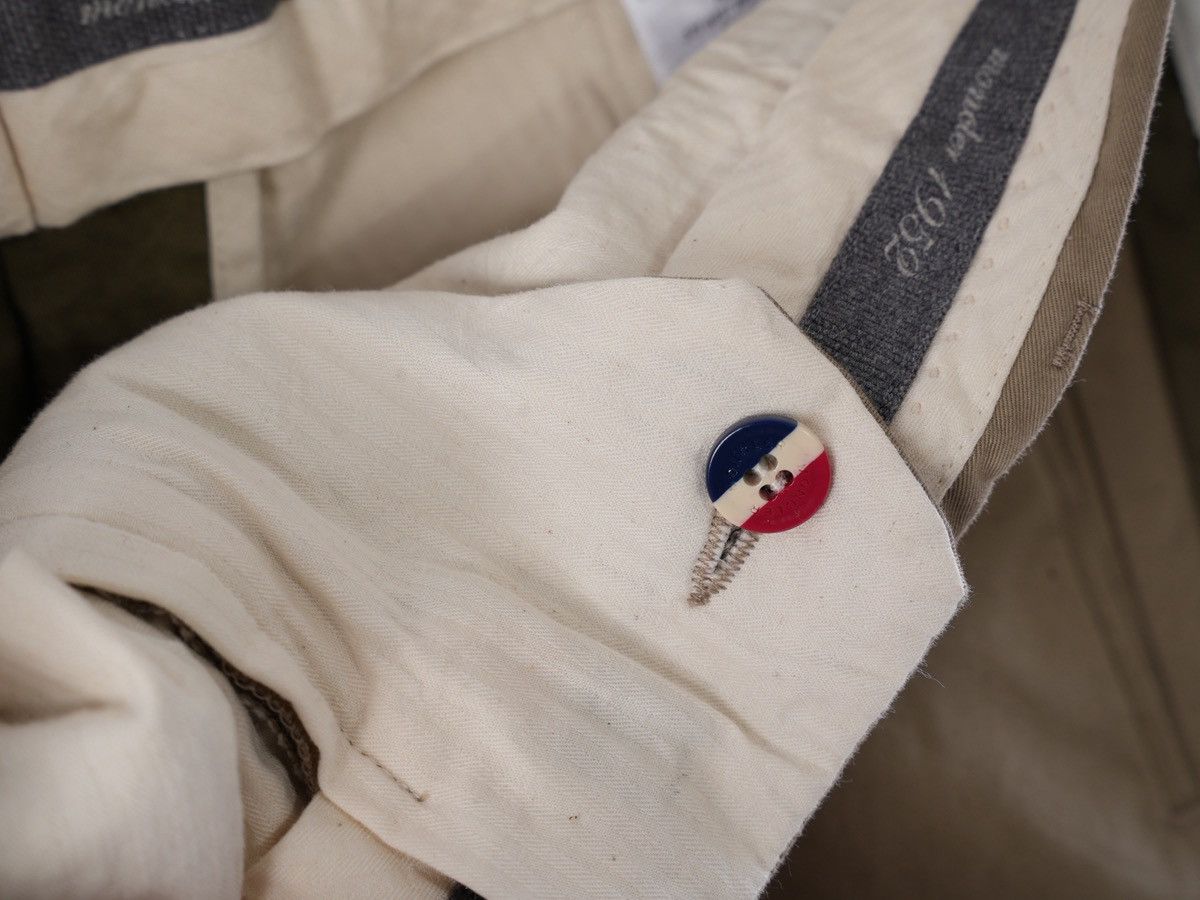 Moncler Moncler Pantalone Bermuda Shorts Casual Men Size 48 Size US 32 / EU 48 - 8 Thumbnail