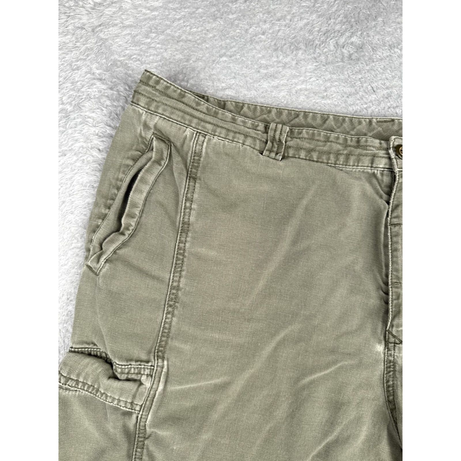 Tommy Bahama Tommy Bahama Shorts Mens 44 Olive Green Cargo Cotton Casual Relax Pockets Size US 44 / EU 60 - 4 Thumbnail