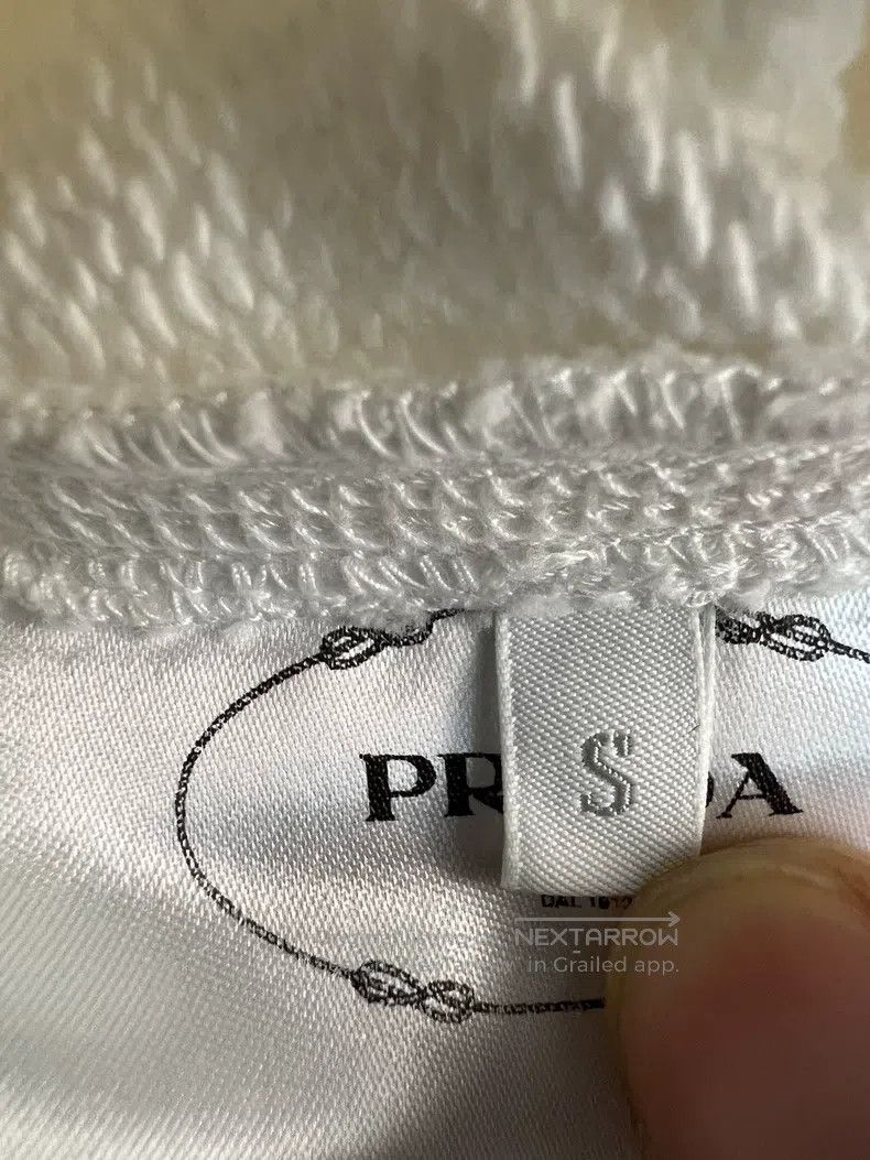 Prada Prada White triangle letter logo short-sleeved sweatshirt Size S / US 4 / IT 40 - 5 Thumbnail