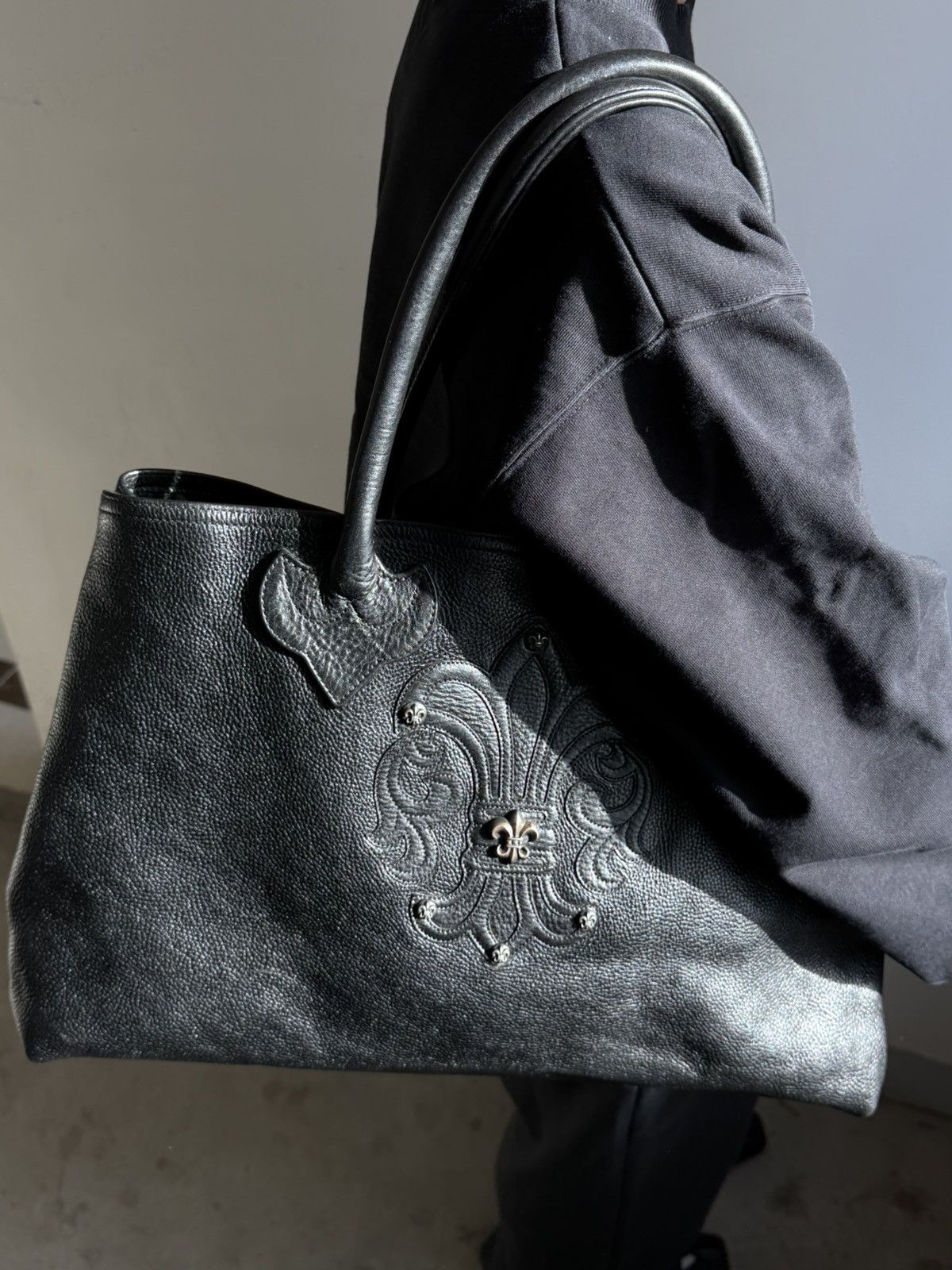 Chrome Hearts Chrome Hearts Black Fleur Patch Tote Bag Size ONE SIZE - 1 Thumbnail