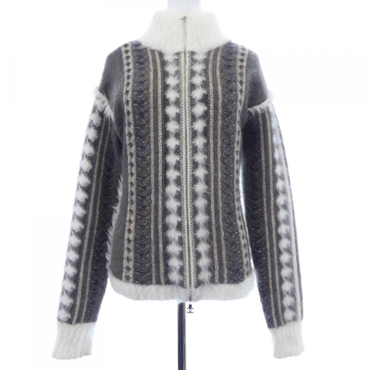 Chanel Chanel Chanel Cashmere Blend Cardigan Textile Tops P39856K02818 DUTY FREE for USA Size ONE SIZE - 1 Thumbnail
