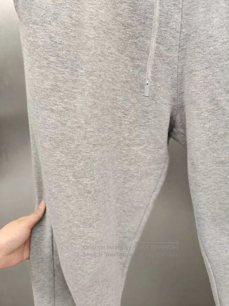 Louis Vuitton LV Gray Logo Print Sweatpants XS. Size US 26 / EU 42 - 5 Thumbnail