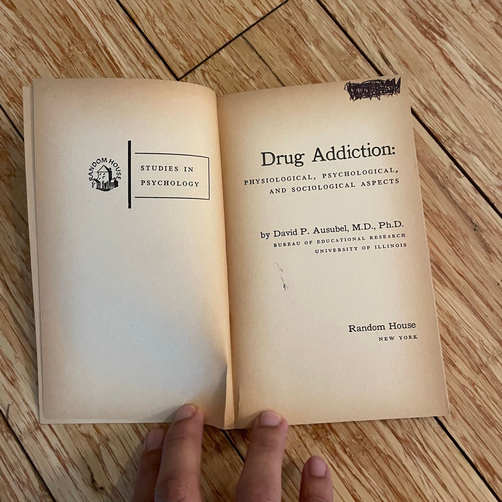 Other Lot of (3) Vintage Drugs Books narcotics addiction retro Size ONE SIZE - 6 Thumbnail