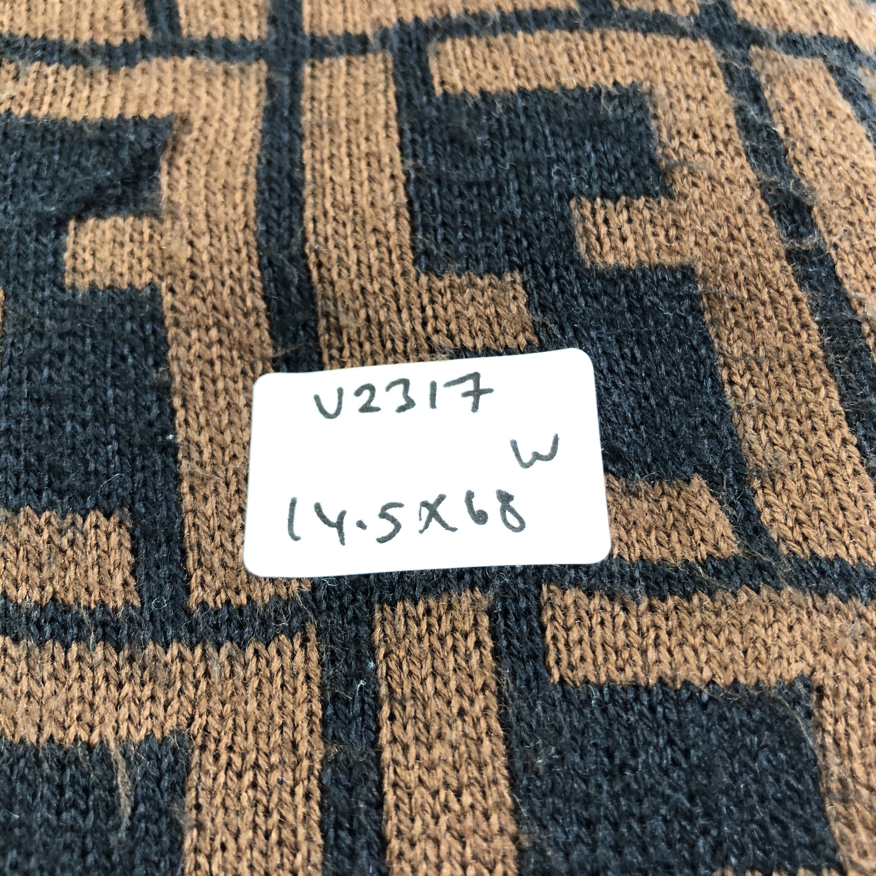 Japanese Brand Vintage Fendi Monogram Wool Scarf Muffler Neckwear V2317 Size ONE SIZE - 5 Thumbnail