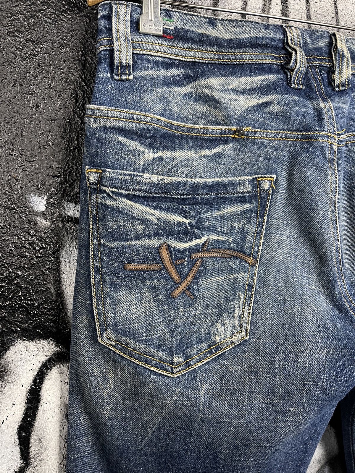 Diesel Diesel Paddon Italian Faded Blue Denim Jeans Men’s Size W32 Size US 32 / EU 48 - 11 Thumbnail