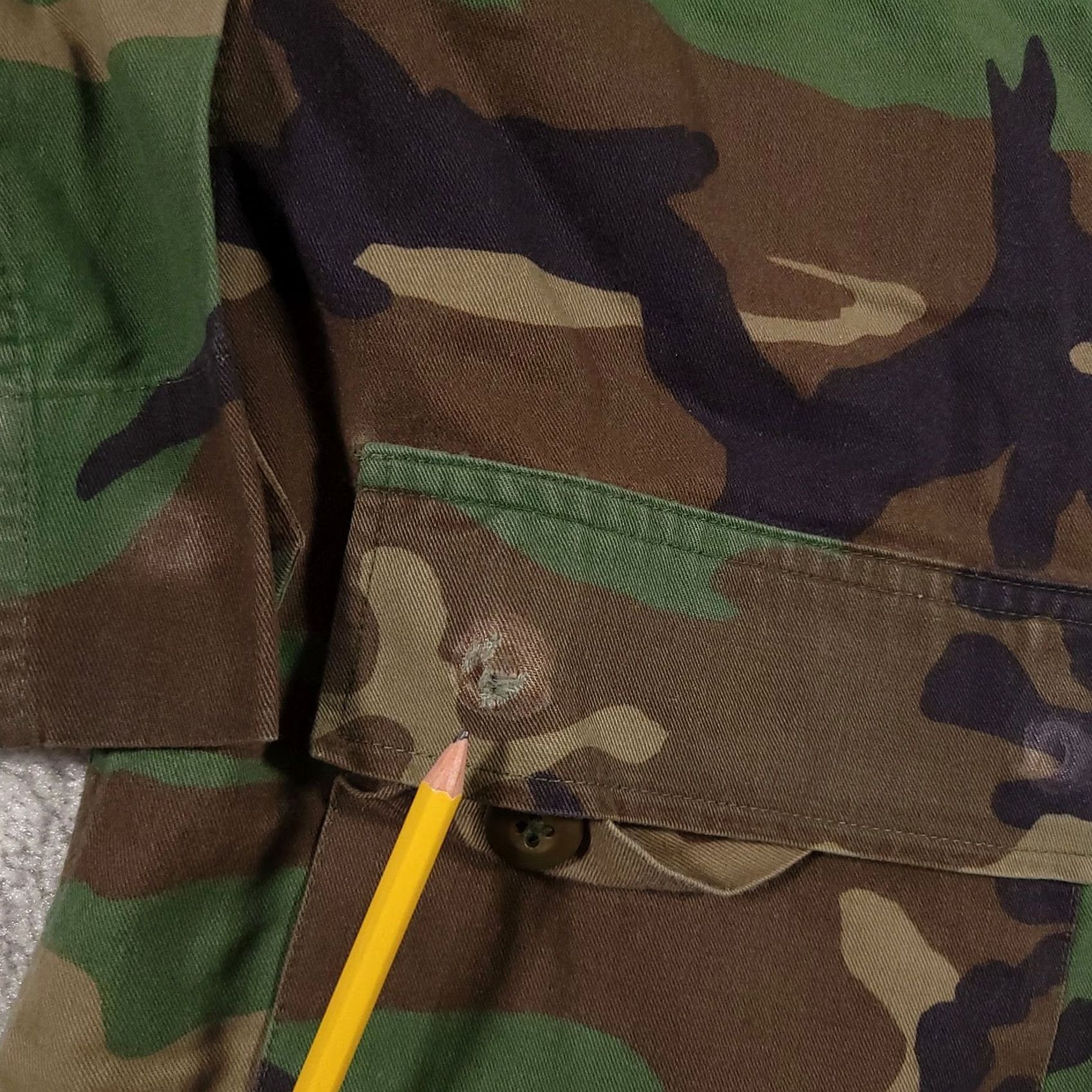 Vintage VINTAGE US Air Force BDU Jacket Mens M Long Camouflage 436th Airlift Wing 90s Shirt Size US M / EU 48-50 / 2 - 6 Thumbnail
