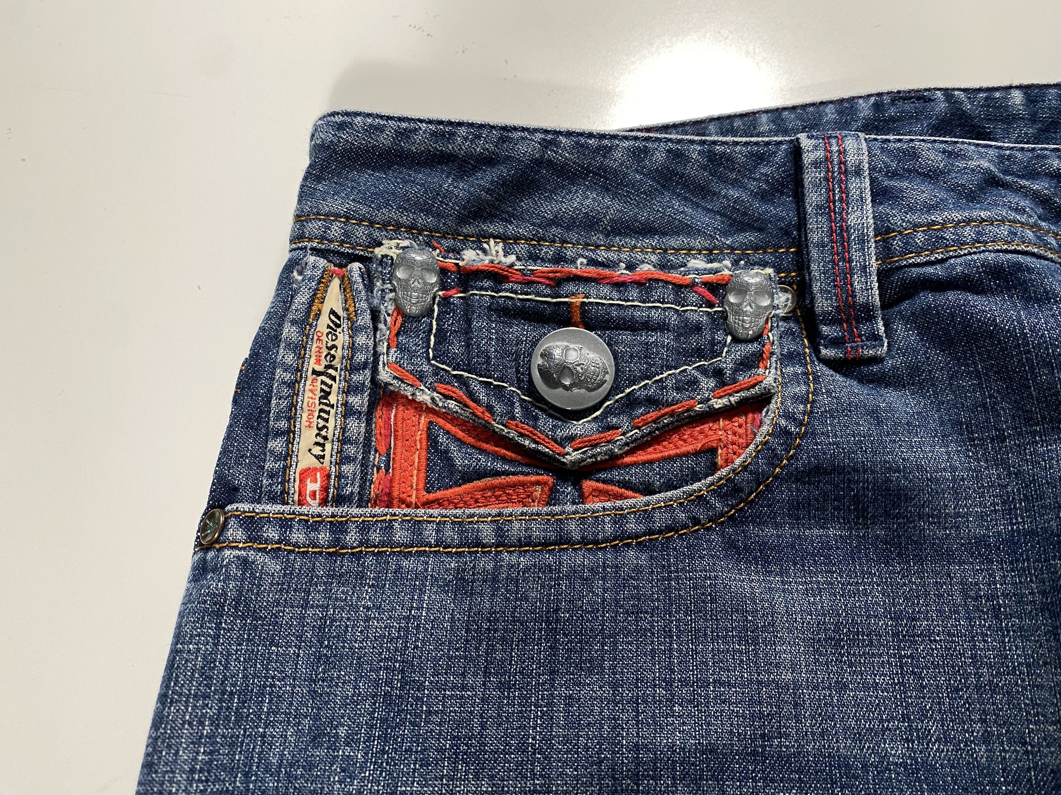 Diesel Vintage Diesel Industry Cross/Skull Motif Relaxed Fit Jeans Size US 32 / EU 48 - 5 Thumbnail