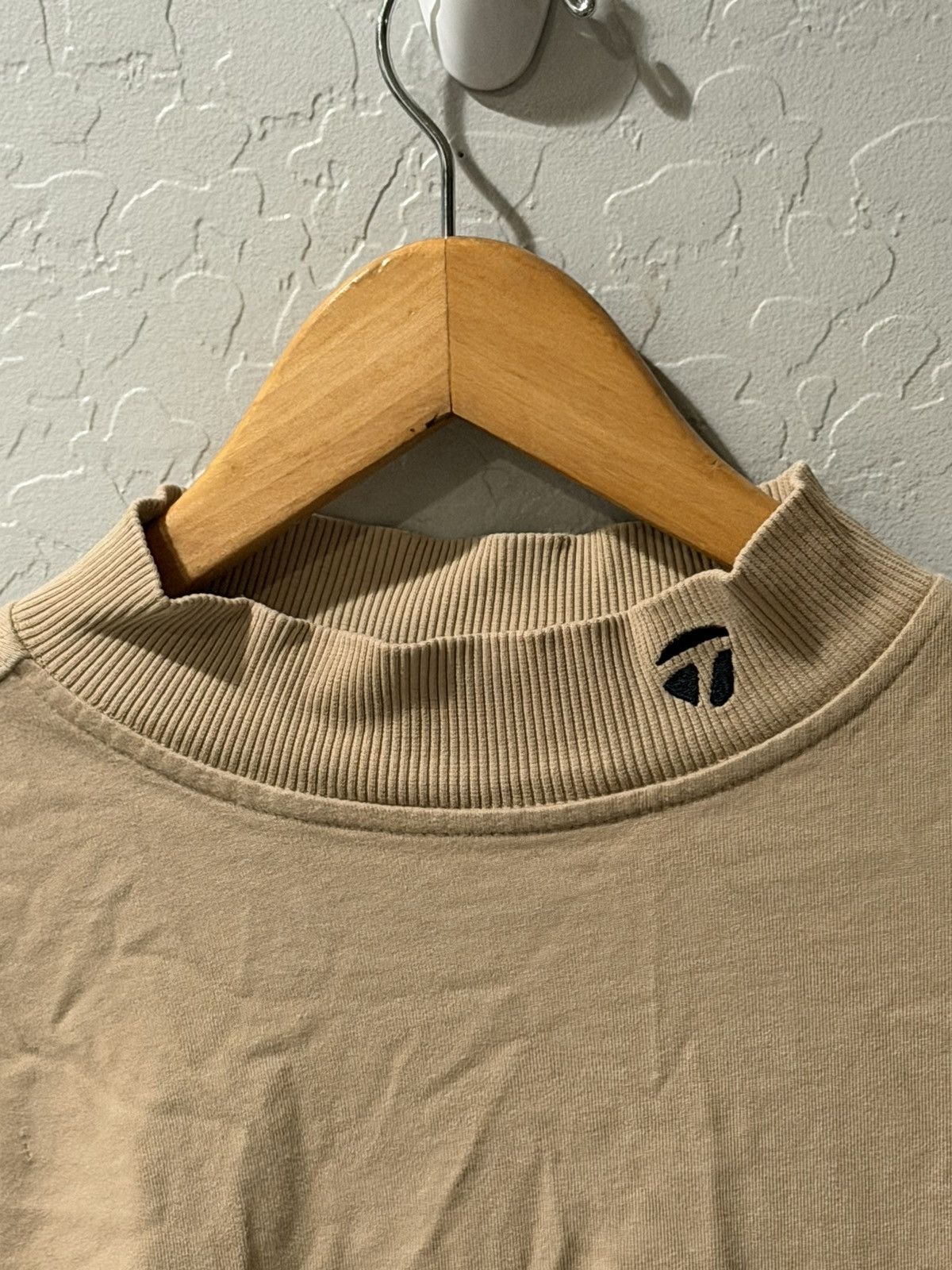 TaylorMade Vintage TaylorMade Mock Neck L/S Golf Shirt Medium Bin 1 Size US M / EU 48-50 / 2 - 2 Thumbnail