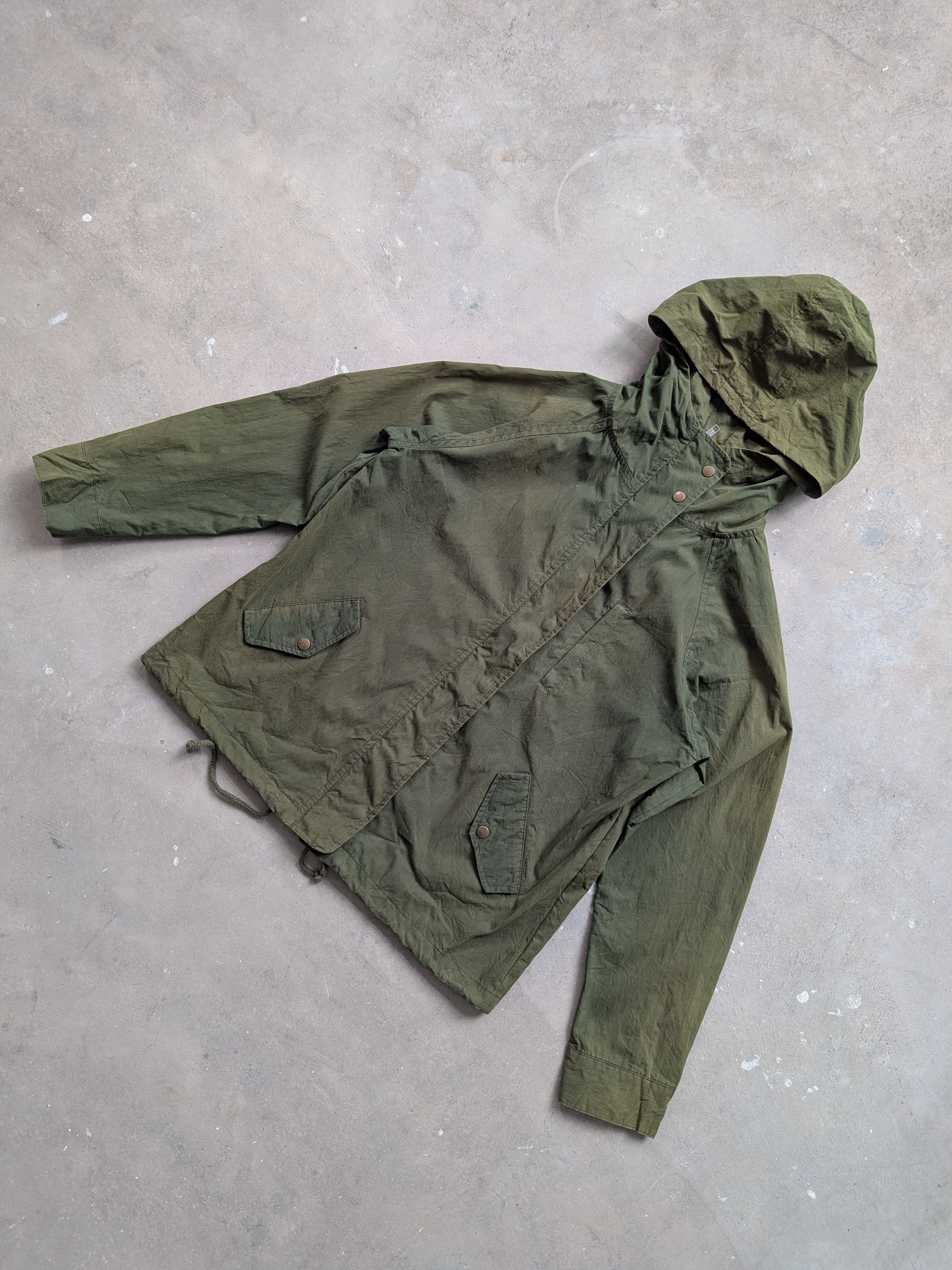 Japanese Brand × Vintage Vintage Hoodie Windbreaker Jacket Sun Faded by Loytaa Size US M / EU 48-50 / 2 - 2 Thumbnail