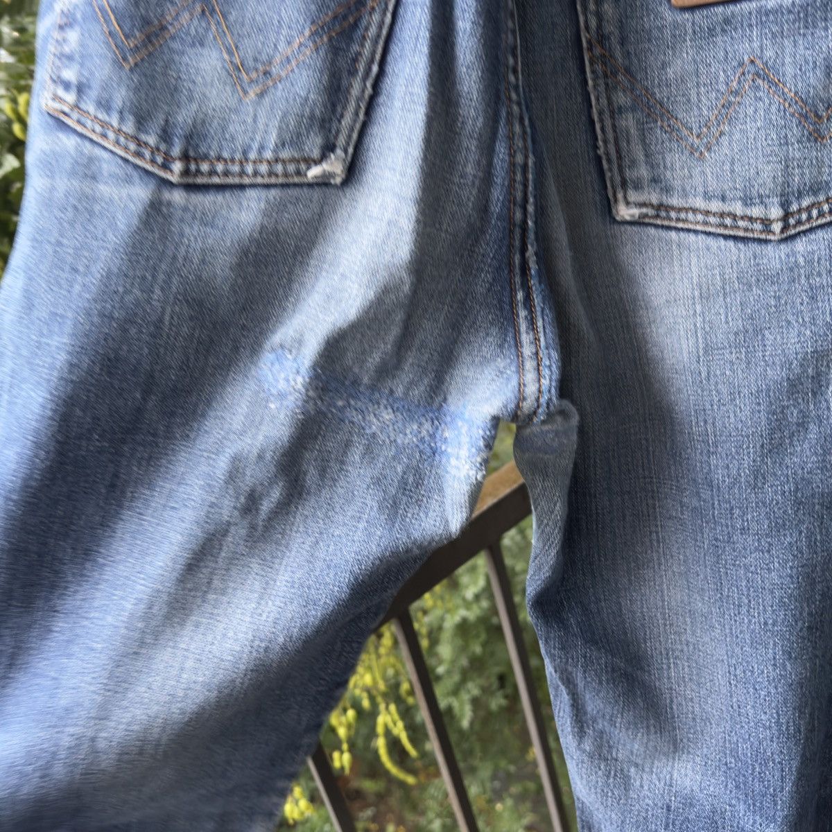 Vintage Thrashed Faded Distressed Wrangler Work Jeans ERD Grunge Size US 30 / EU 46 - 9 Thumbnail