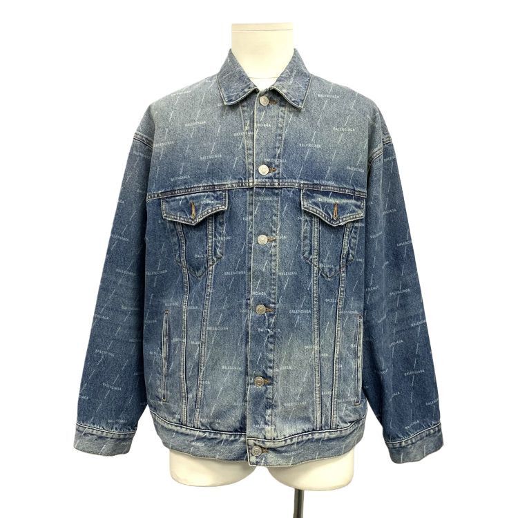 Balenciaga Balenciaga All-Over Logo Denim Jacket Size 36 Size XS / US 0-2 / IT 36-38 - 1 Thumbnail