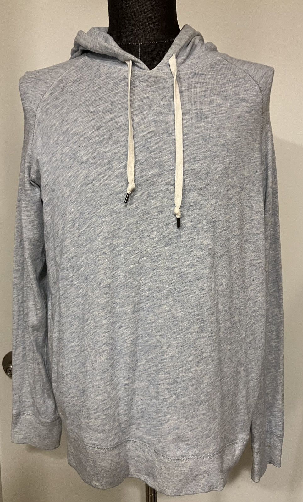Vince Vince Mens blue pullover hoodie Size US L / EU 52-54 / 3 - 1 Thumbnail