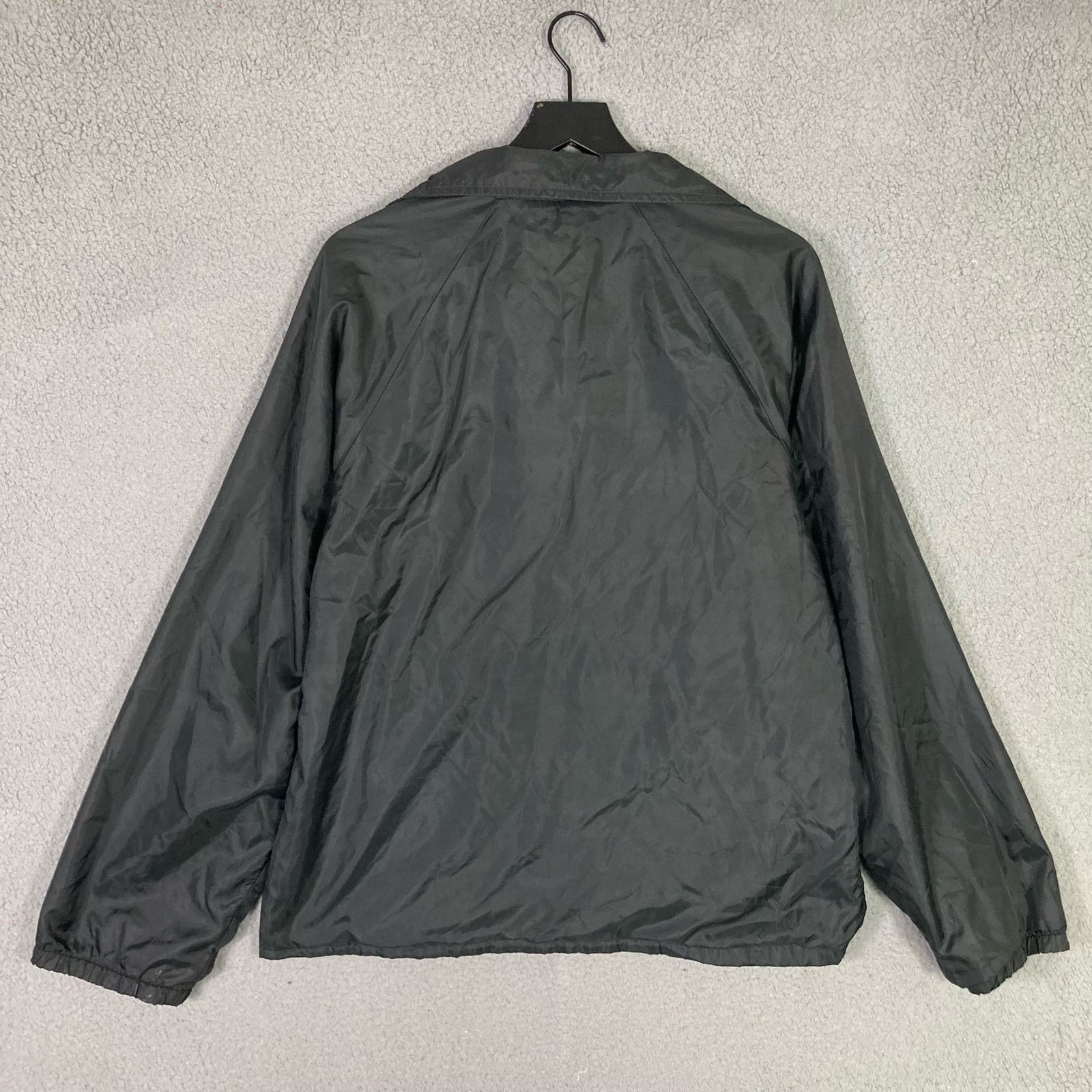 Vintage Vintage Circuit City Coach Jacket Red Nylon Unisex M Size US M / EU 48-50 / 2 - 7 Thumbnail